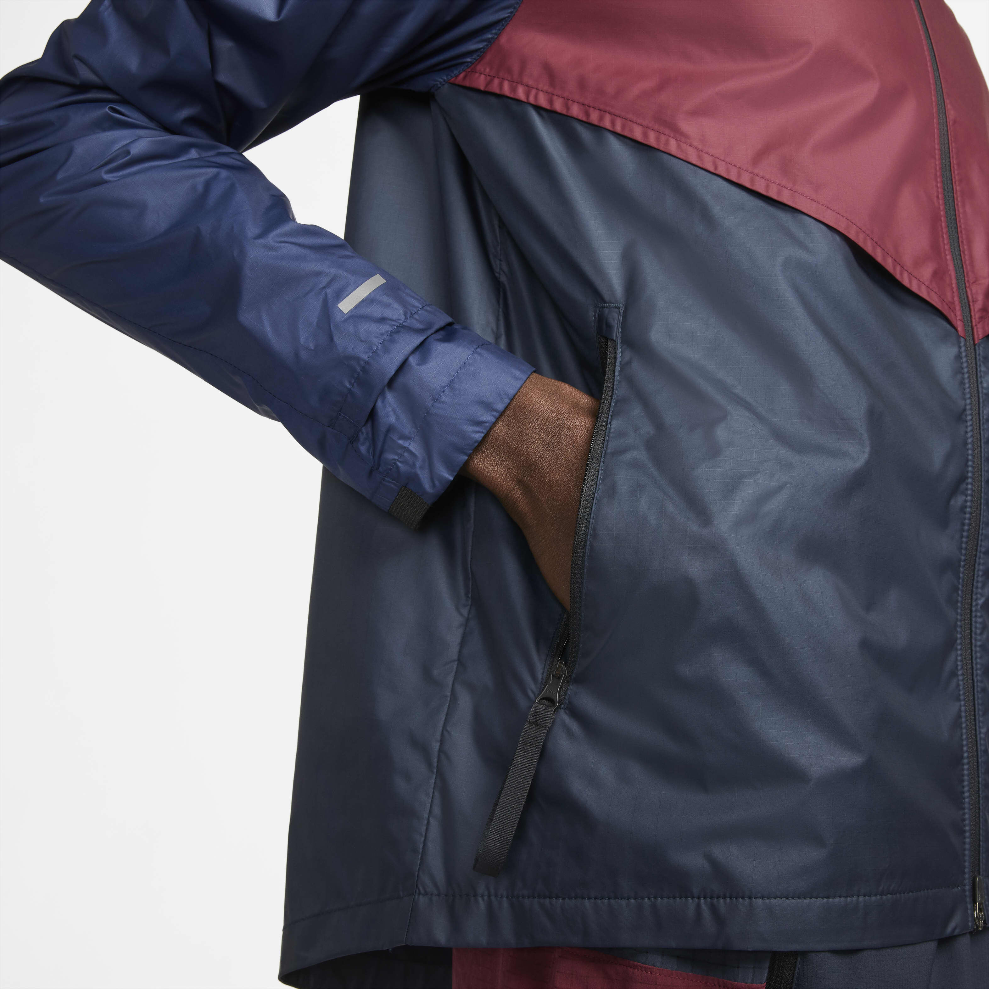 Buy Nike Windrunner Men's Trail Running Jacket - Dark Beetroot/Dark  Obsidian/Midnight Navy/Fusion Red | Nike Saudi Official