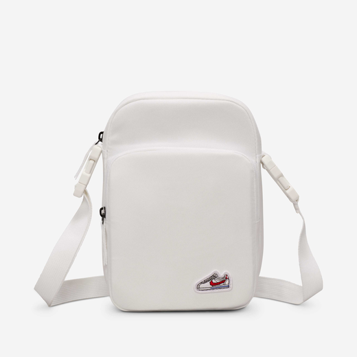 نايكي كورتيز هيرتدج