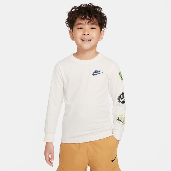 Nike Retro Sticker image number 0 Nike Retro Sticker image number 0