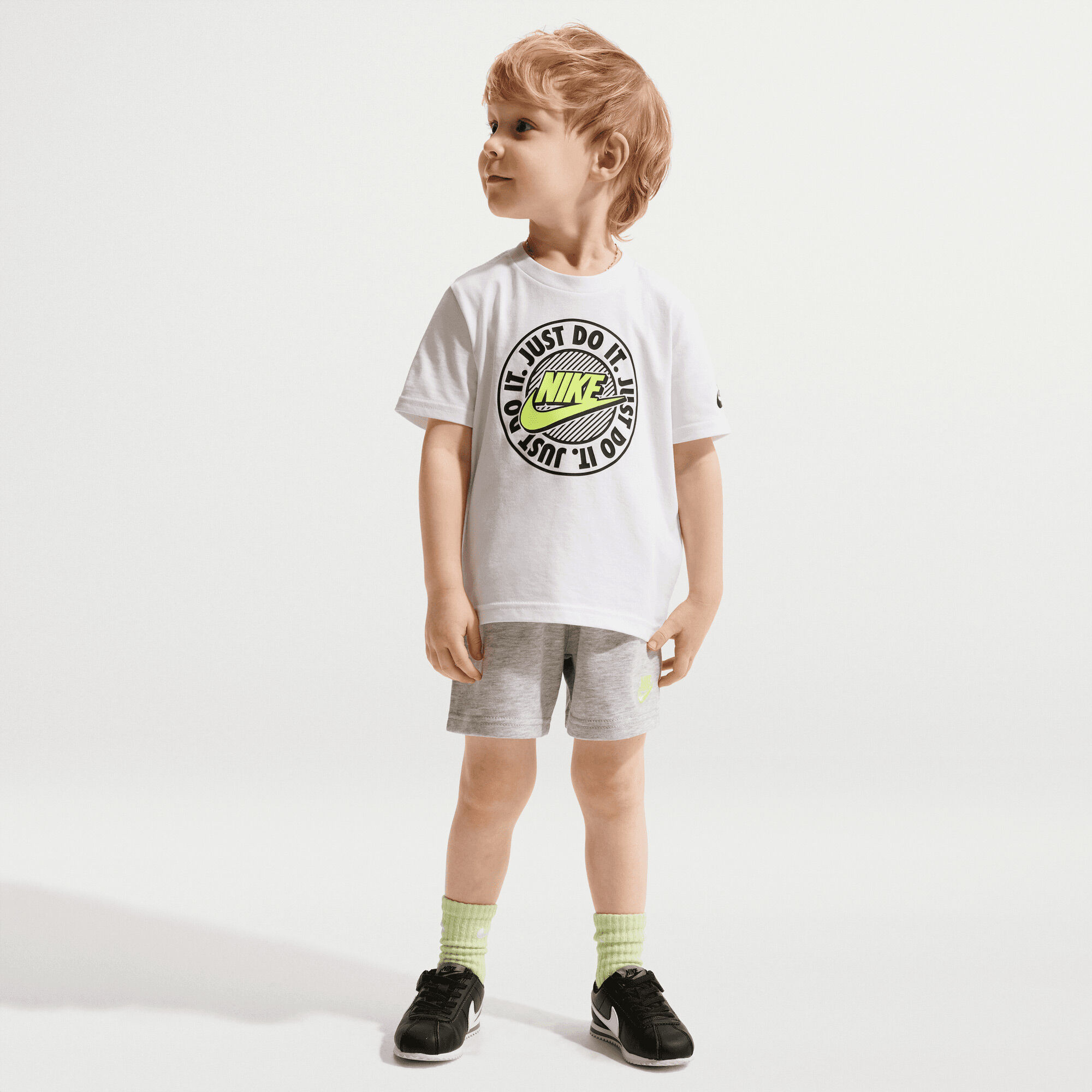 Nike Sportswear image number 0