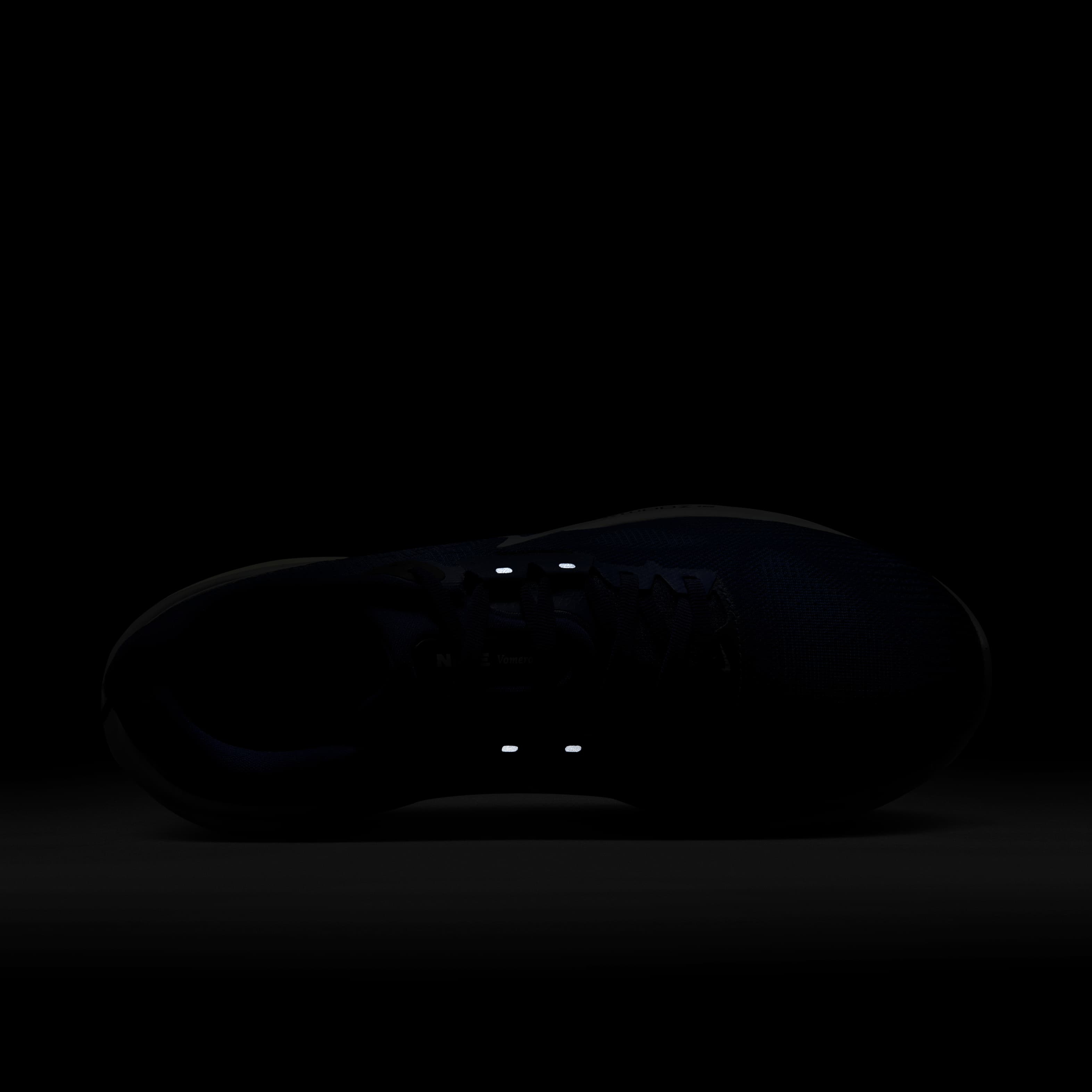 نايكي فوميرو 17 image number 9