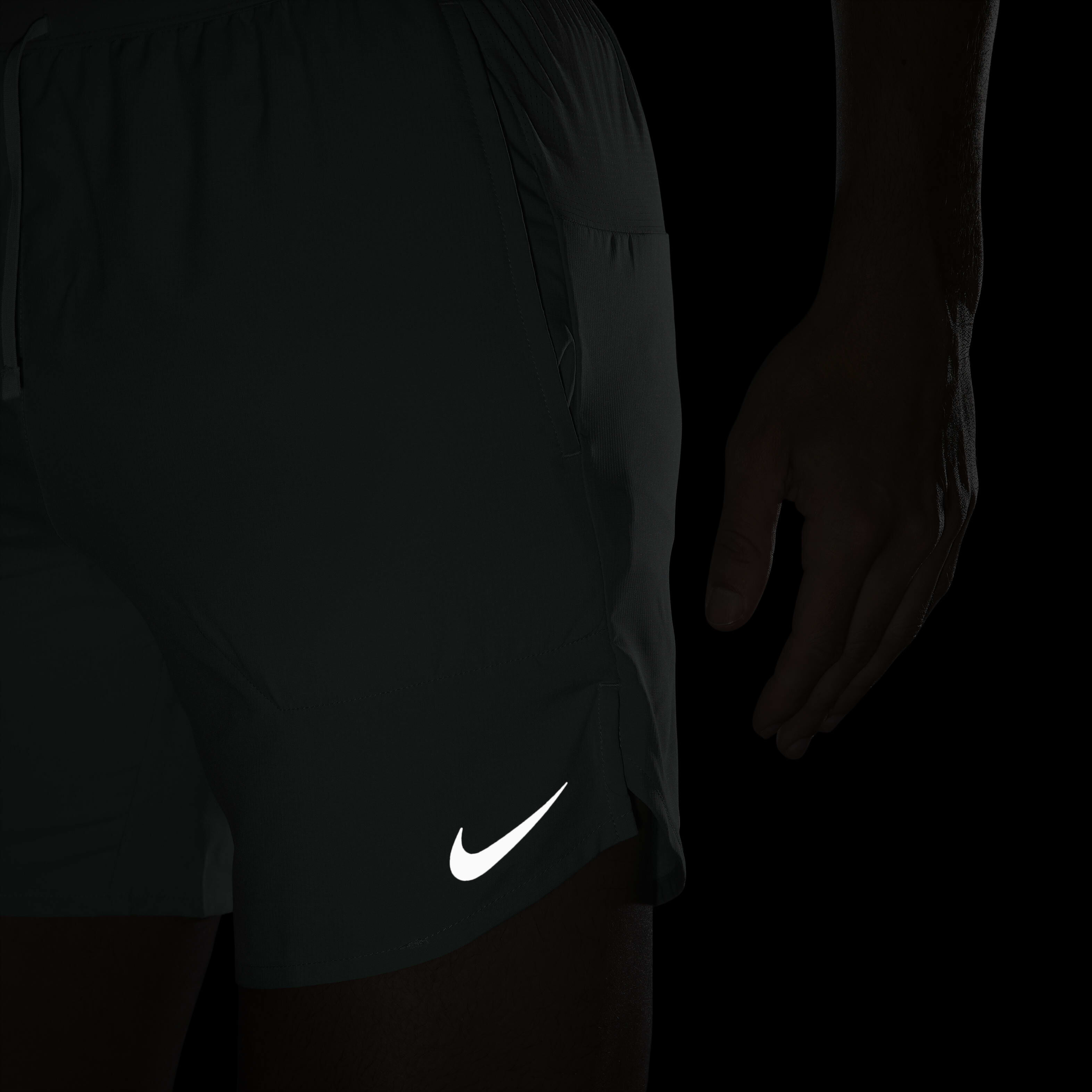 Nike Stride image number 7