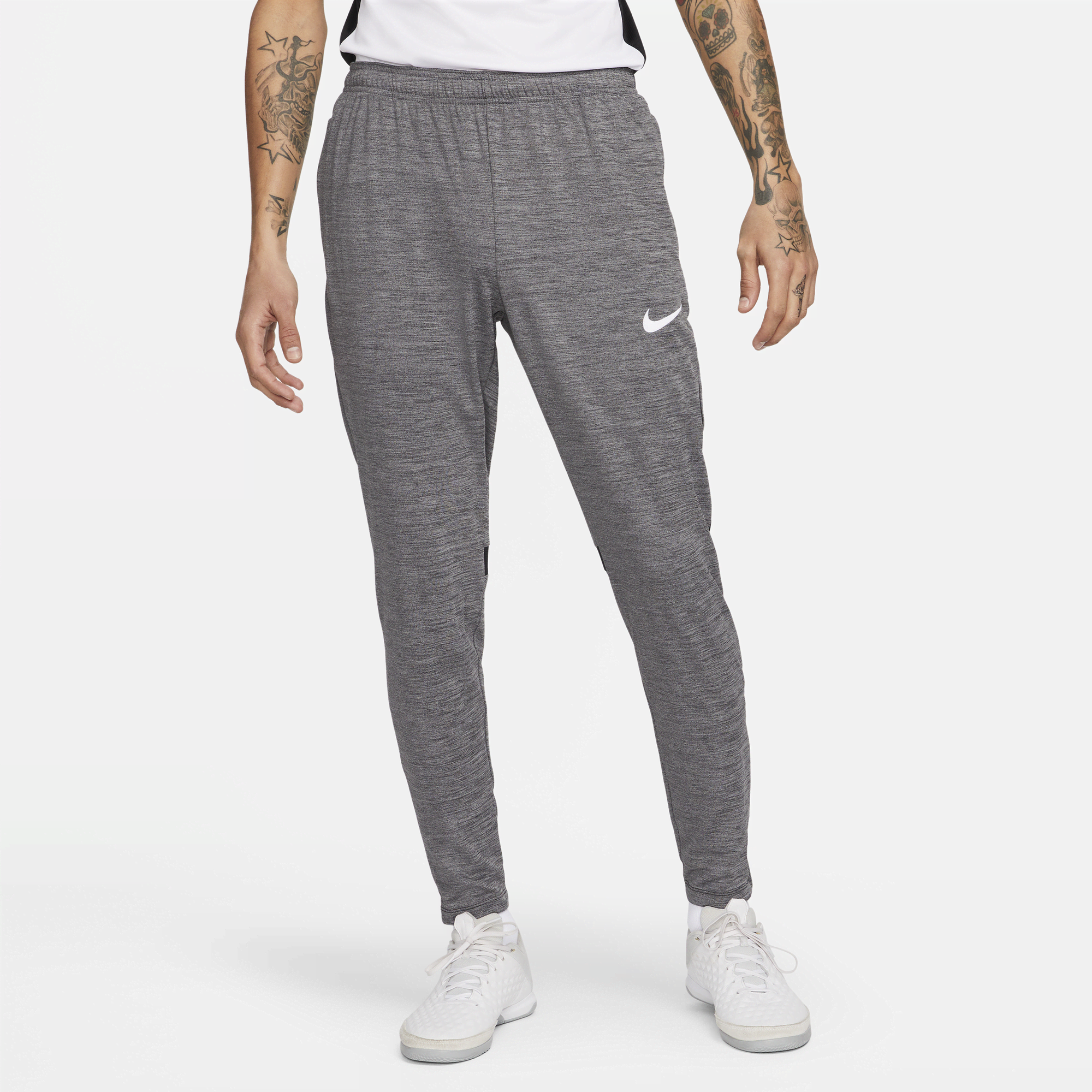 Nike tracksuit shop bottoms tapered
