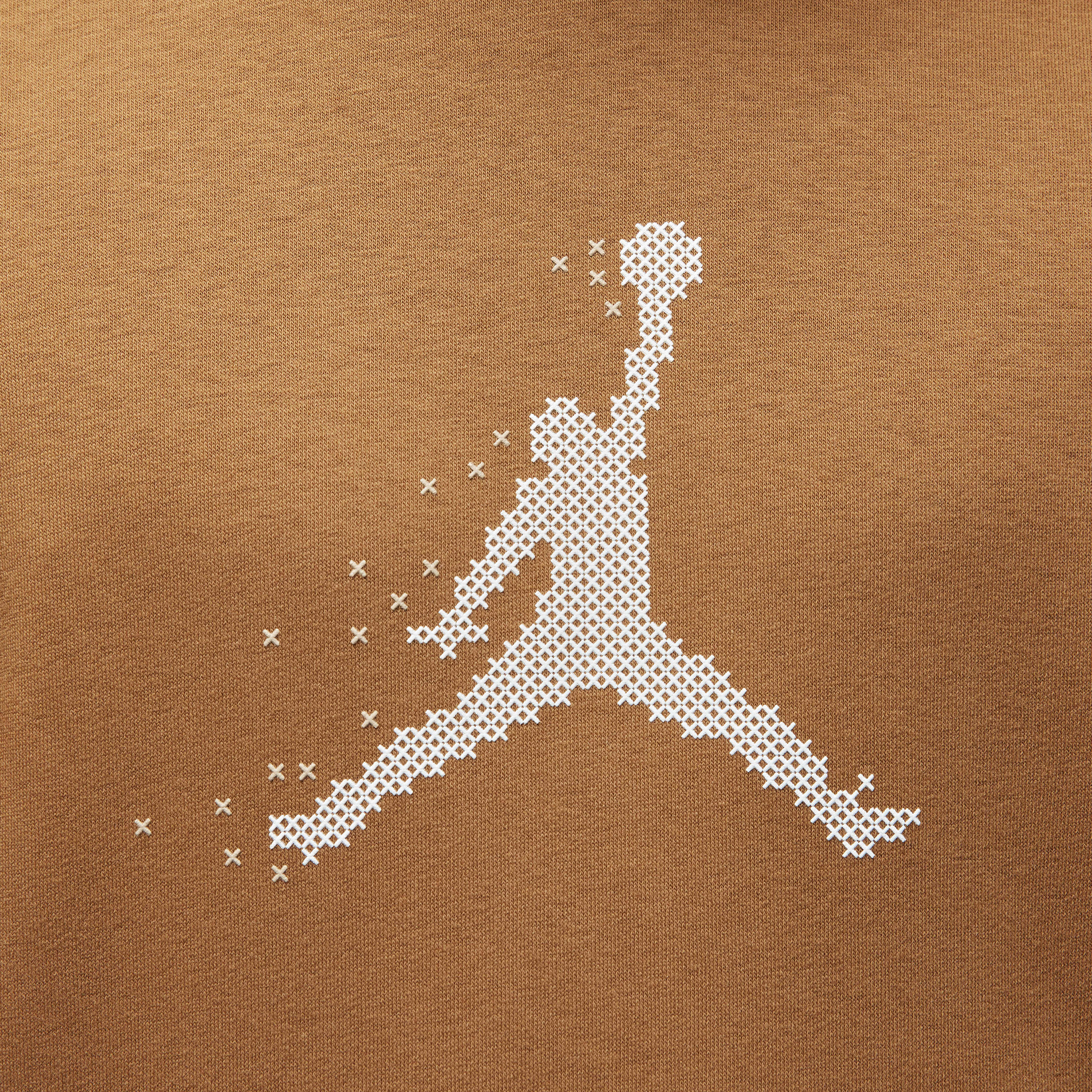 Jordan Essentials Festive image number 3