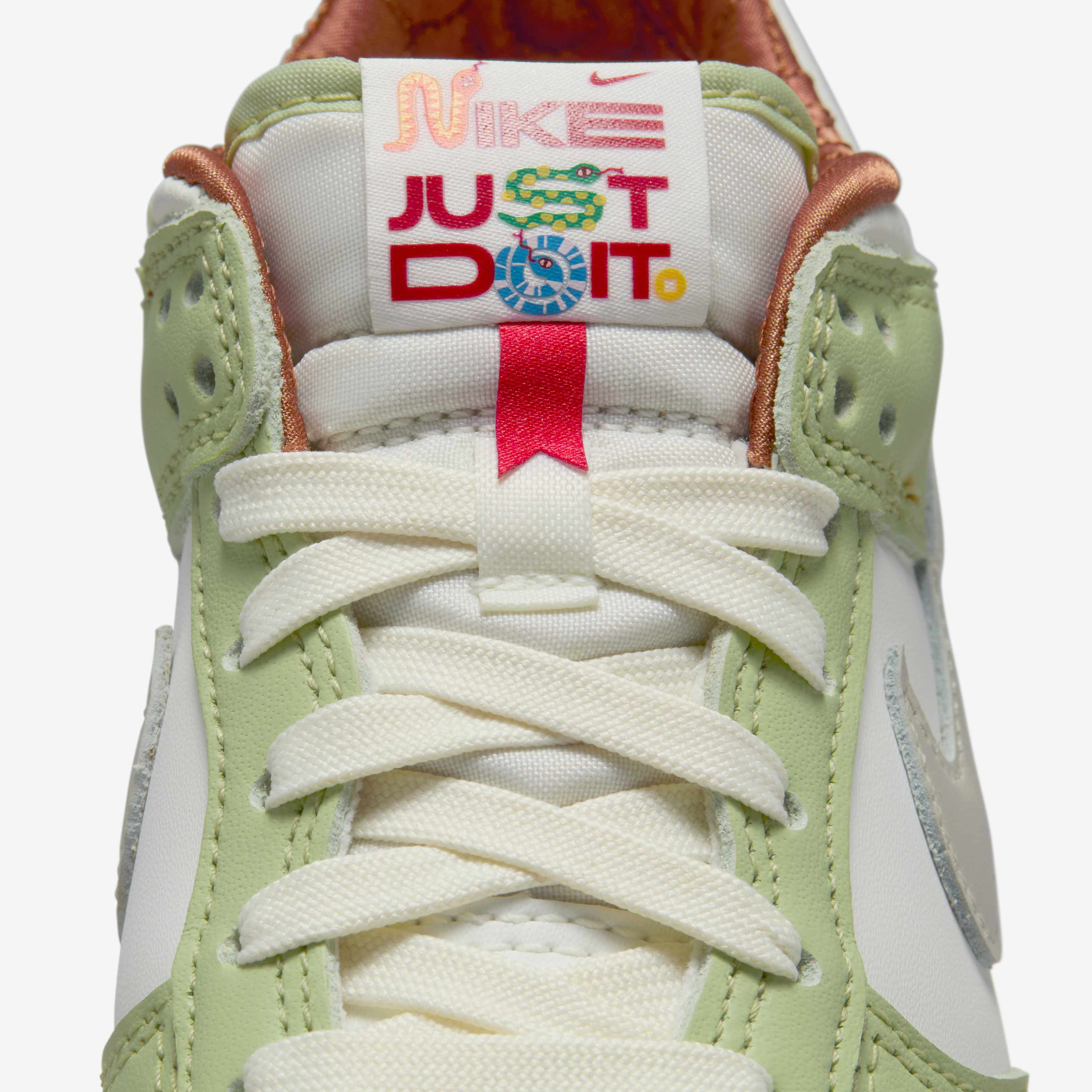 Nike Dunk Low image number 8