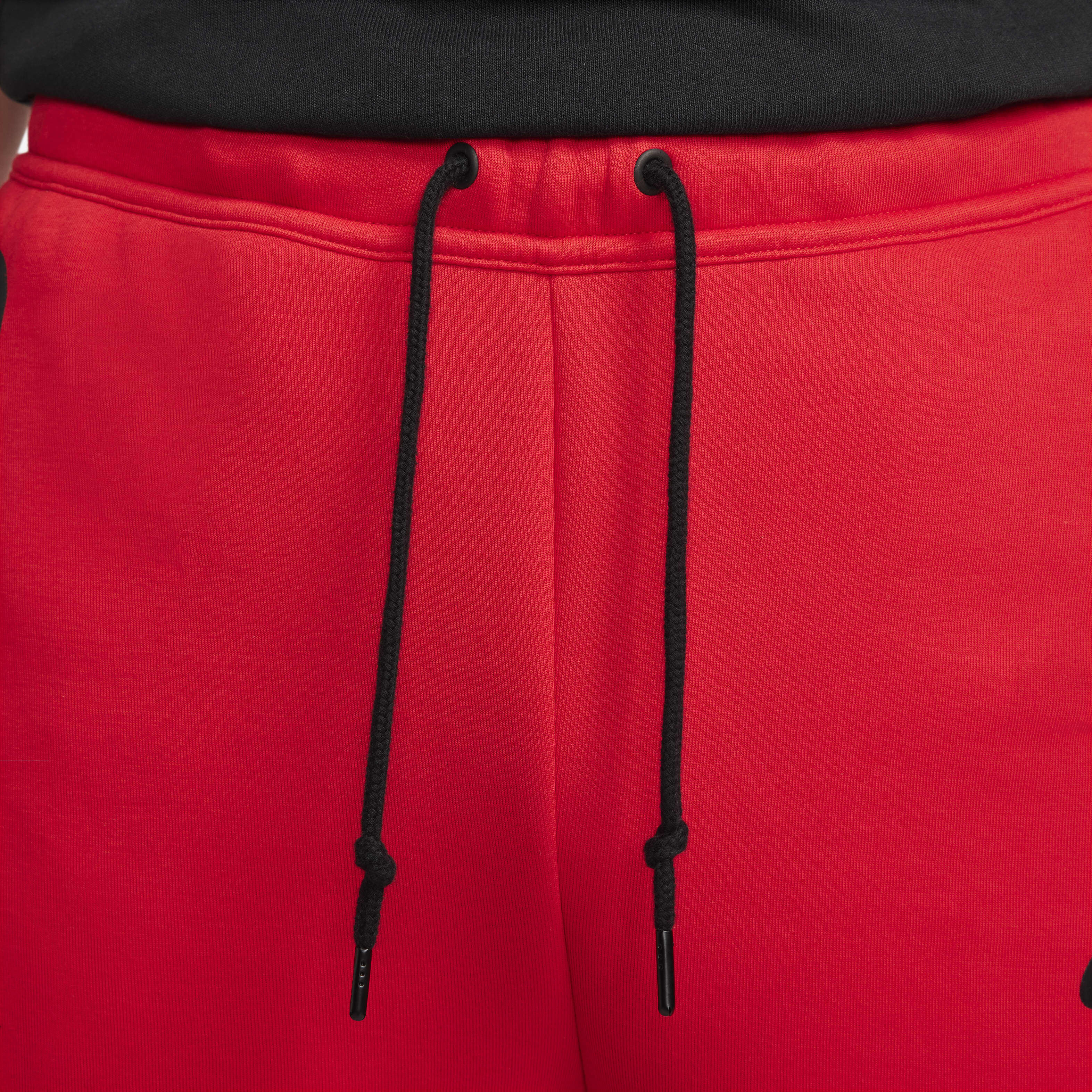 Nike Sportswear Tech Fleece image number 2
