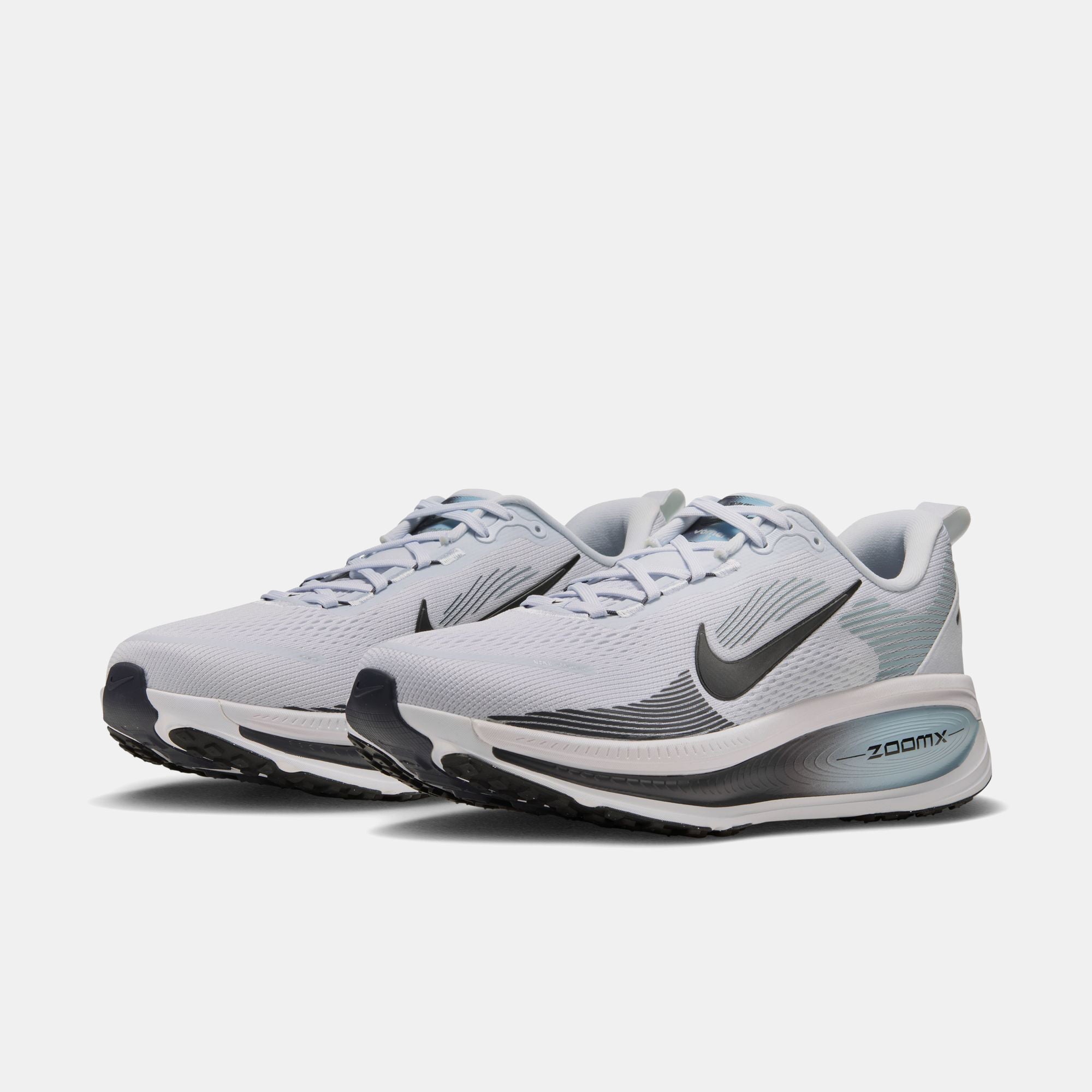 Nike Vomero 18 image number 2