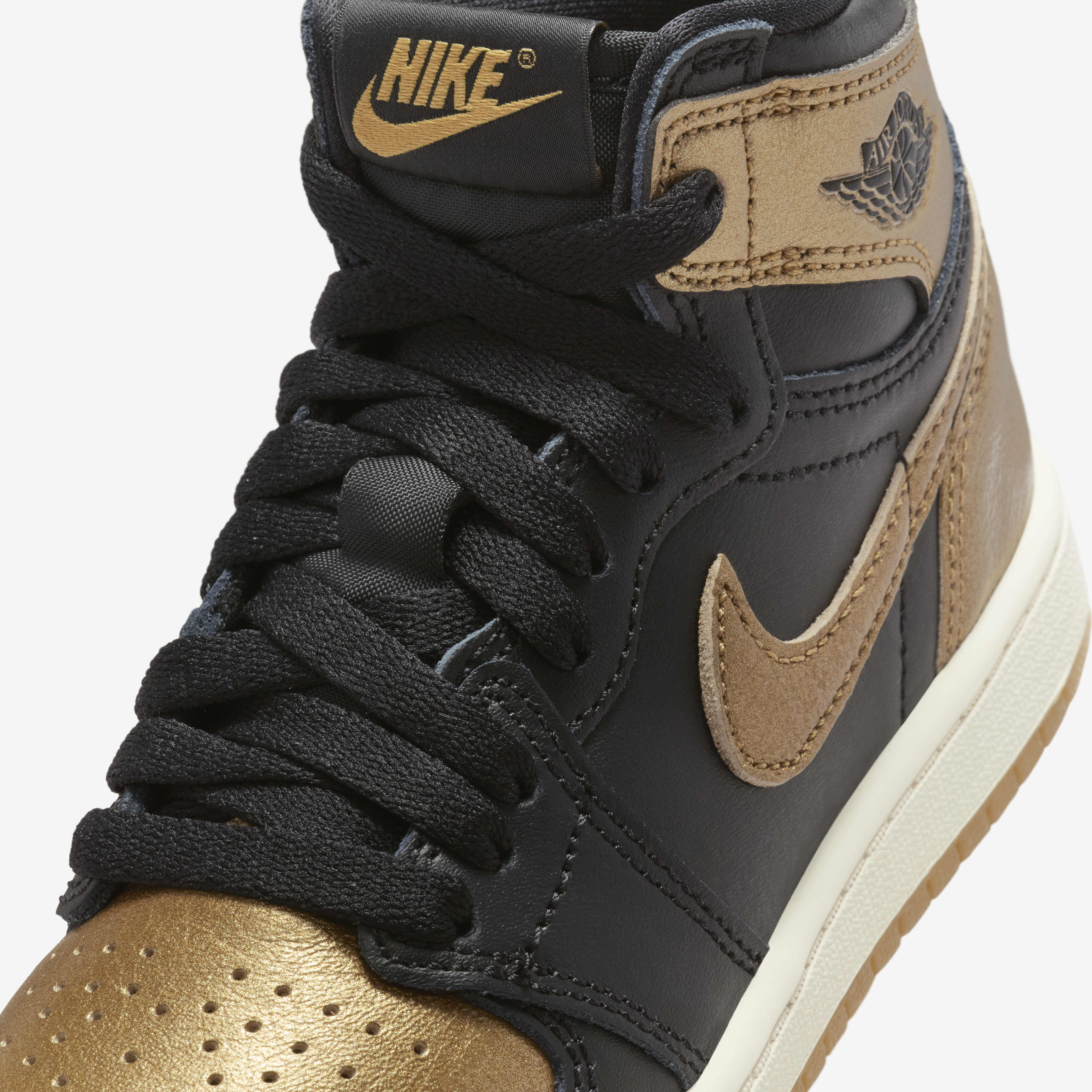 Jordan 1 Retro High OG image number 6