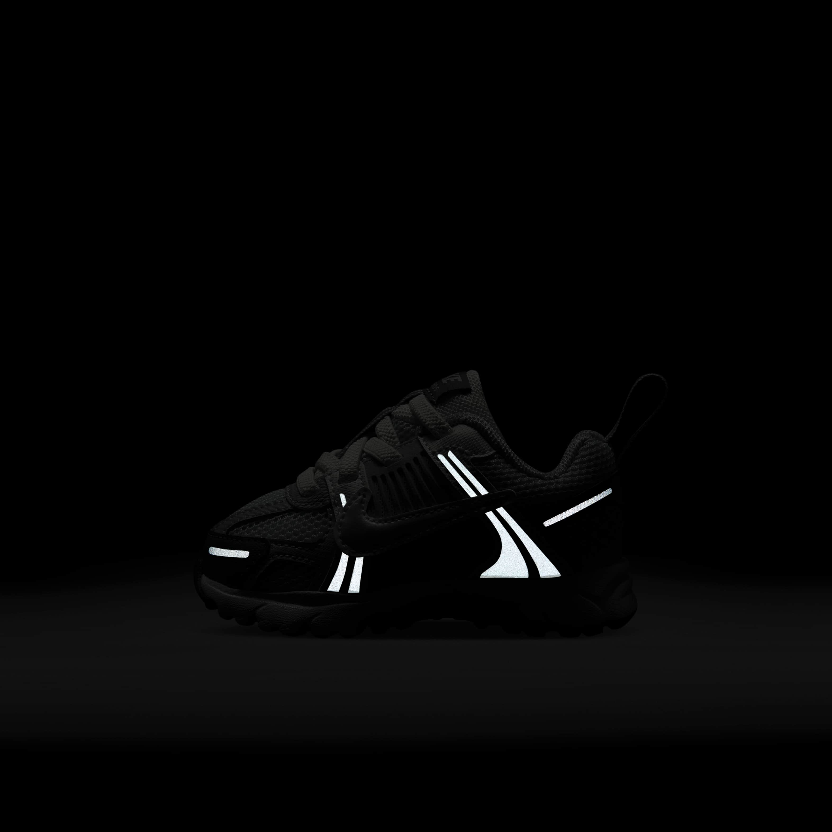 Nike Vomero 5 image number 10