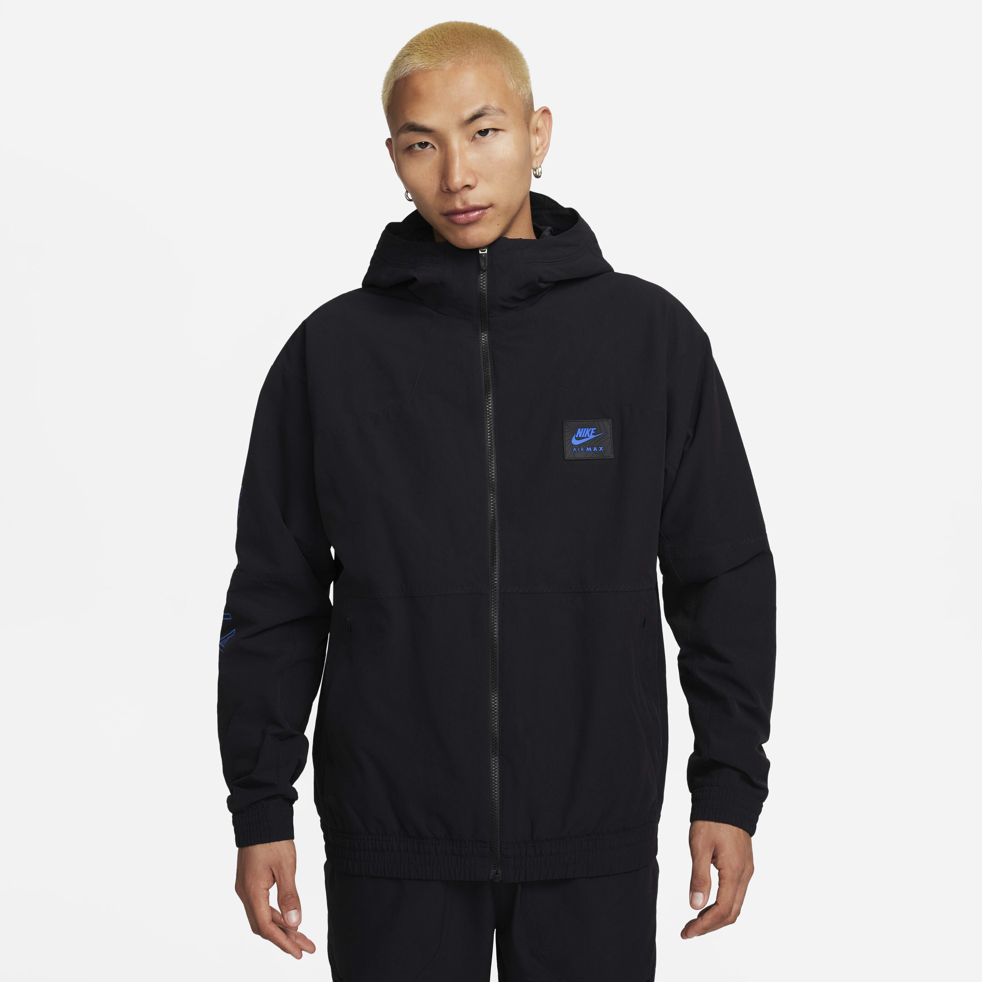 Buy Nike Air Max Men s Woven Jacket Nike Saudi Official