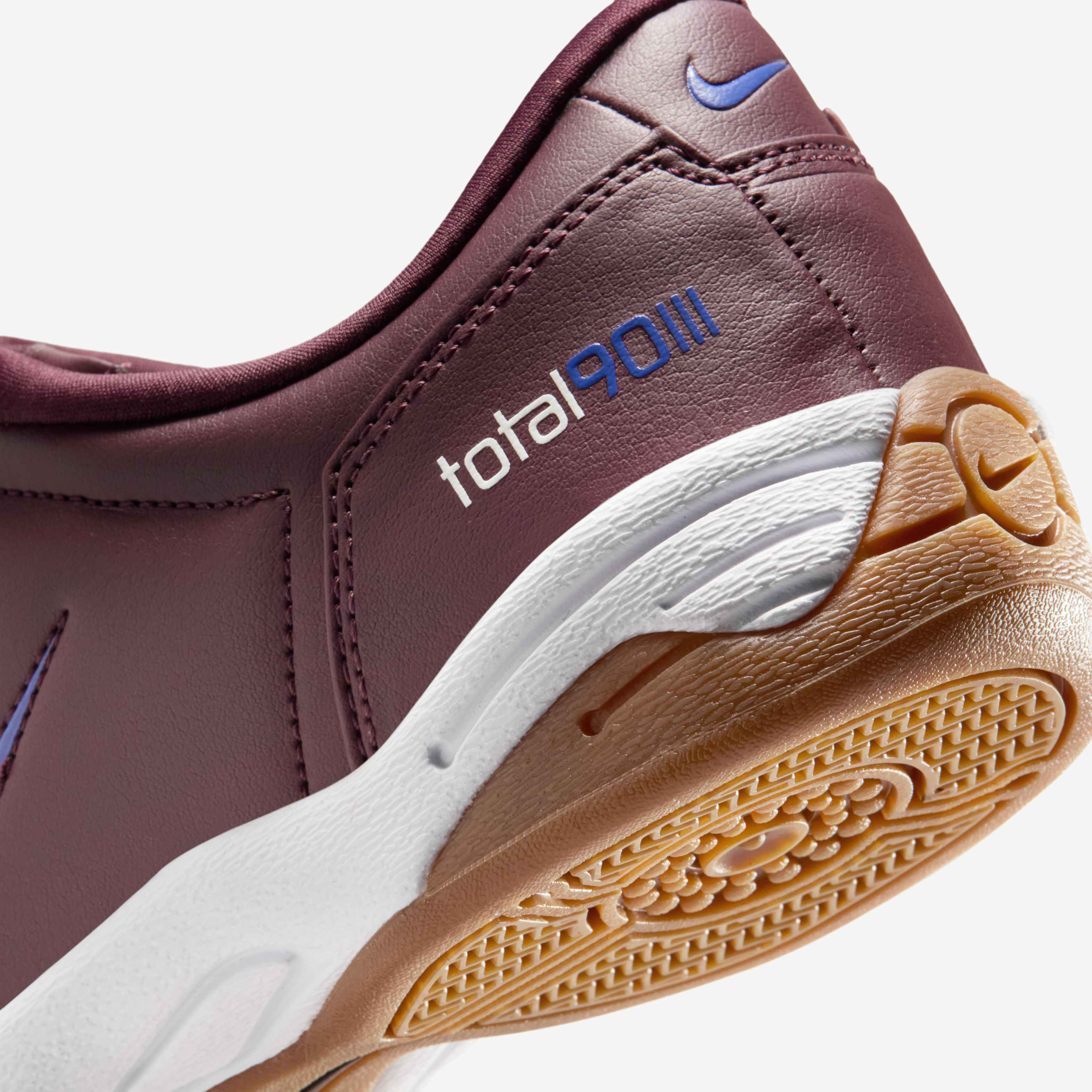 Nike Total90 image number 7