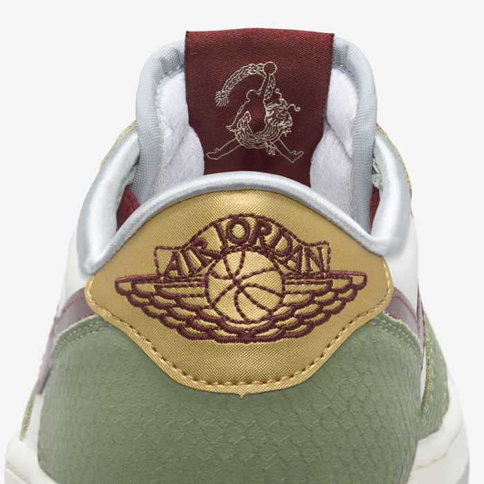 Air Jordan 1 Retro Low OG Lunar New Year image number 8 Air Jordan 1 Retro Low OG Lunar New Year image number 8