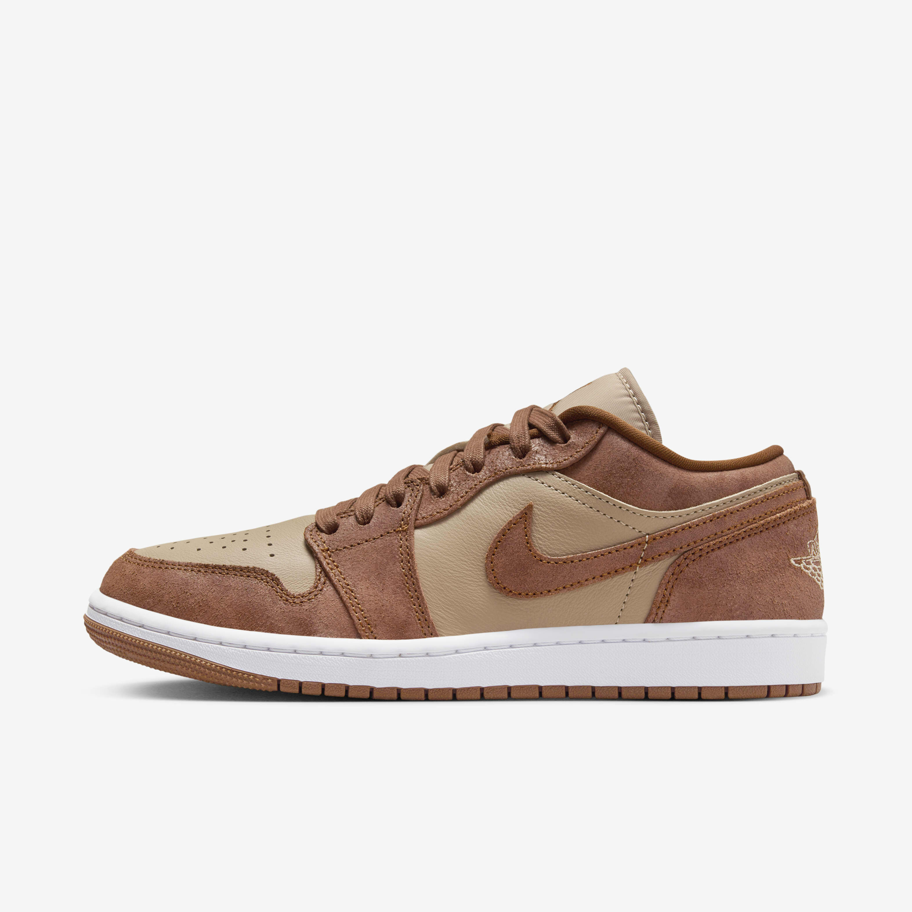 Aj1 low top outlet
