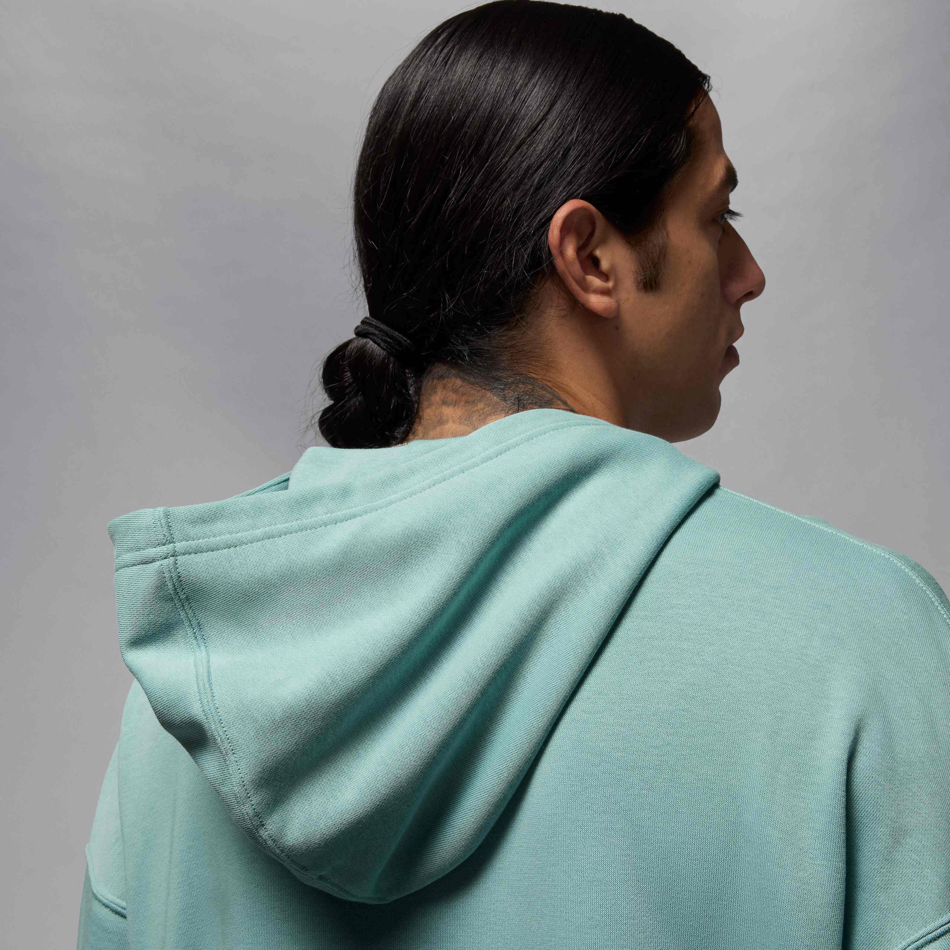 جوردن ام في بي image number 5