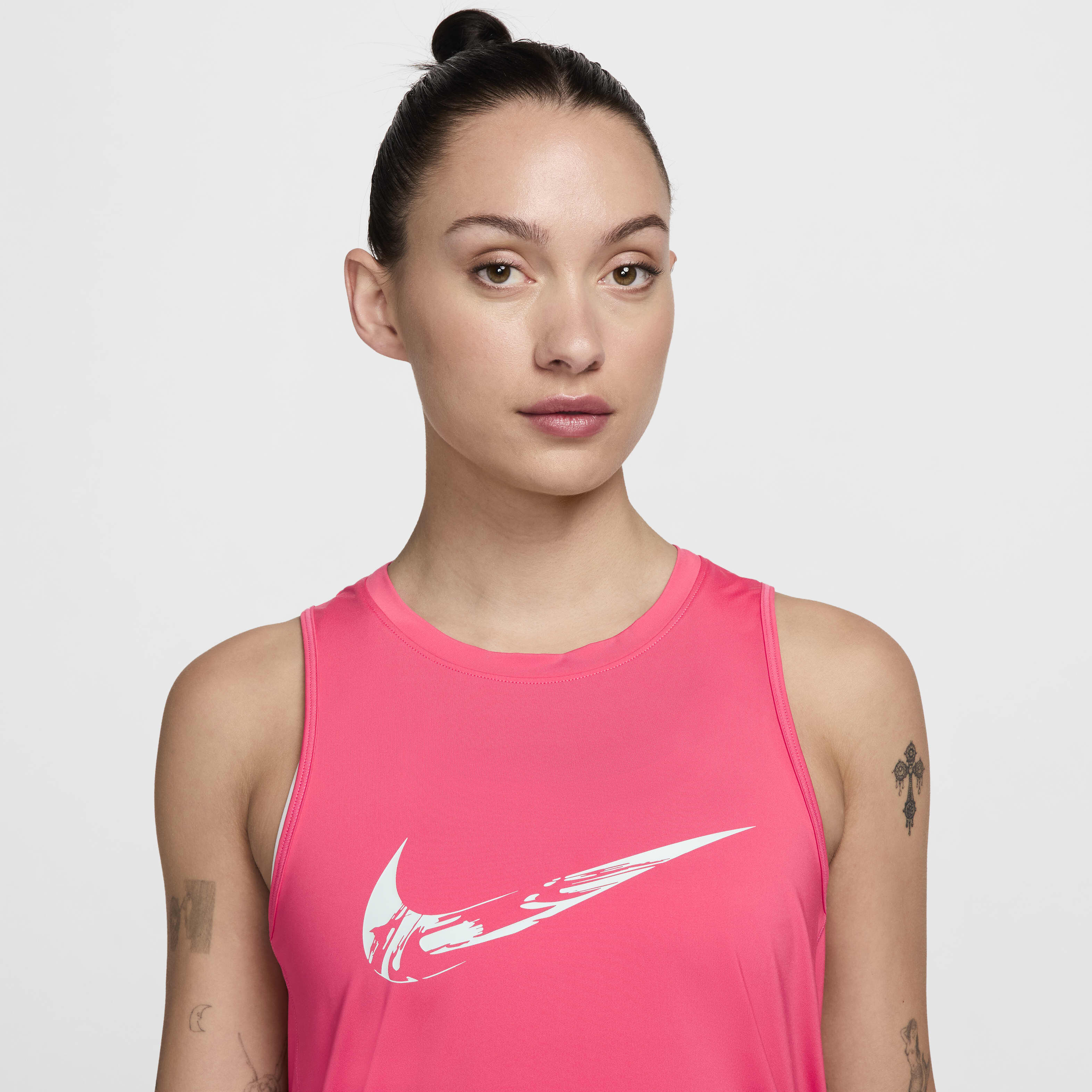 Nike graphic tank hotsell