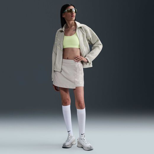 Nike Sportswear Essential