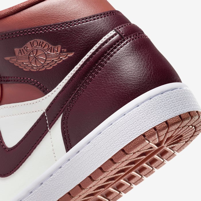 Air Jordan 1 Mid image number 7 Air Jordan 1 Mid image number 7