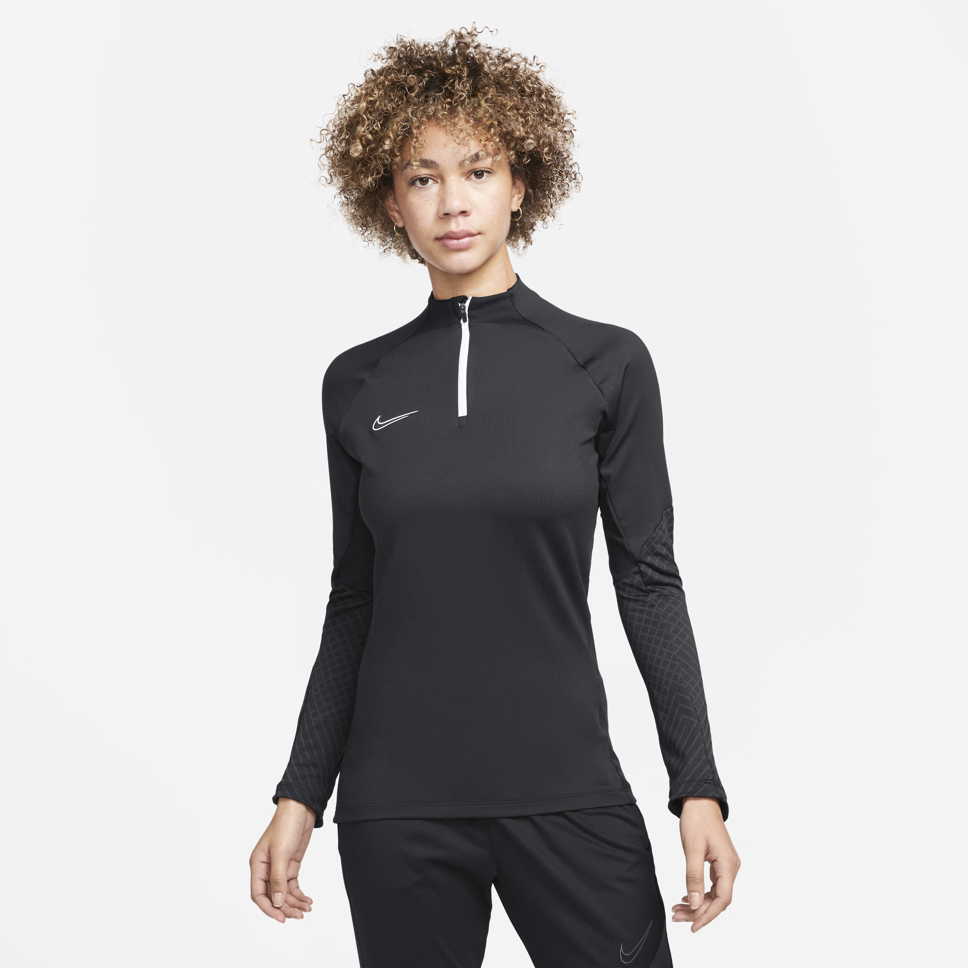 Nike Dri-FIT Strike image number 0