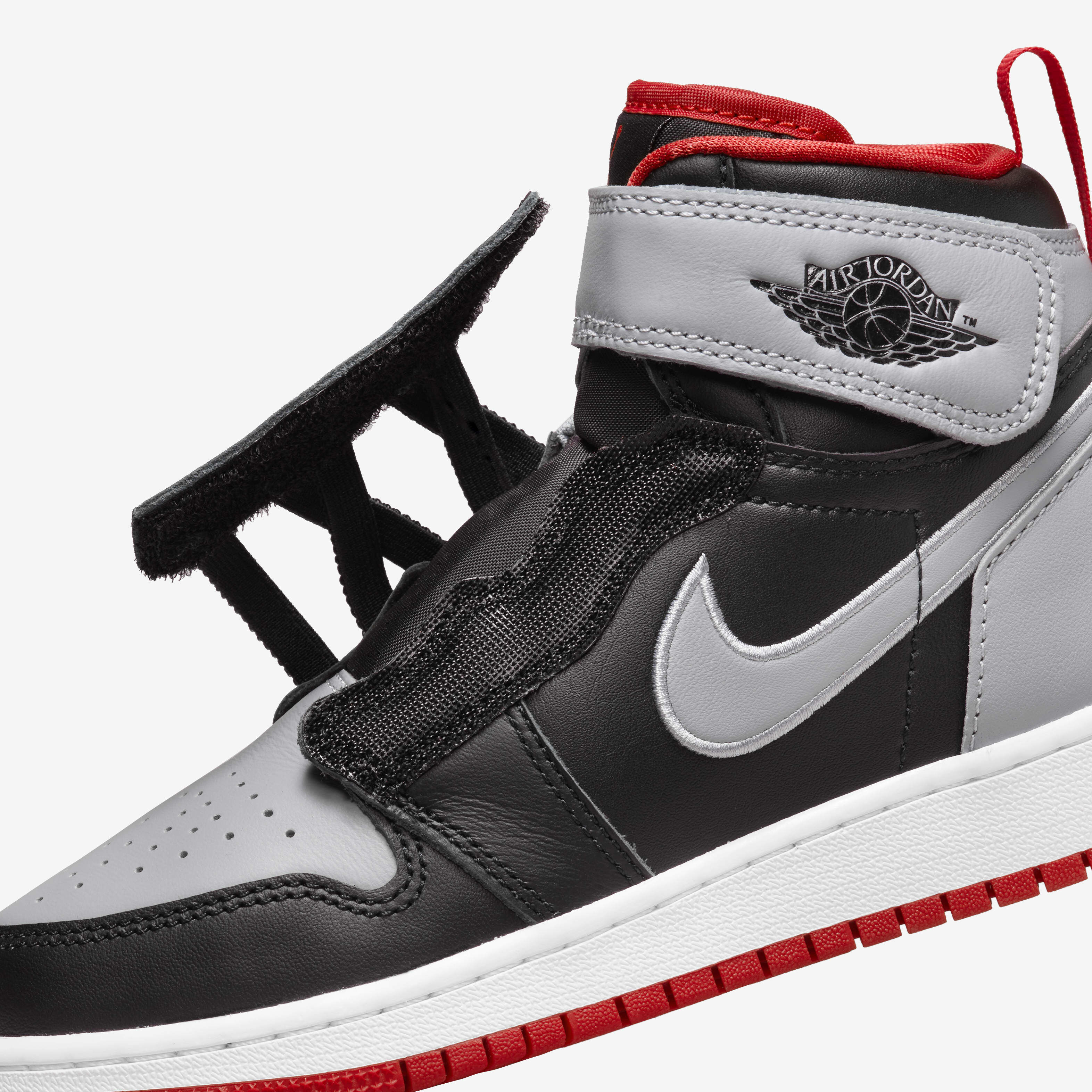 Air Jordan 1 Hi FlyEase image number 8