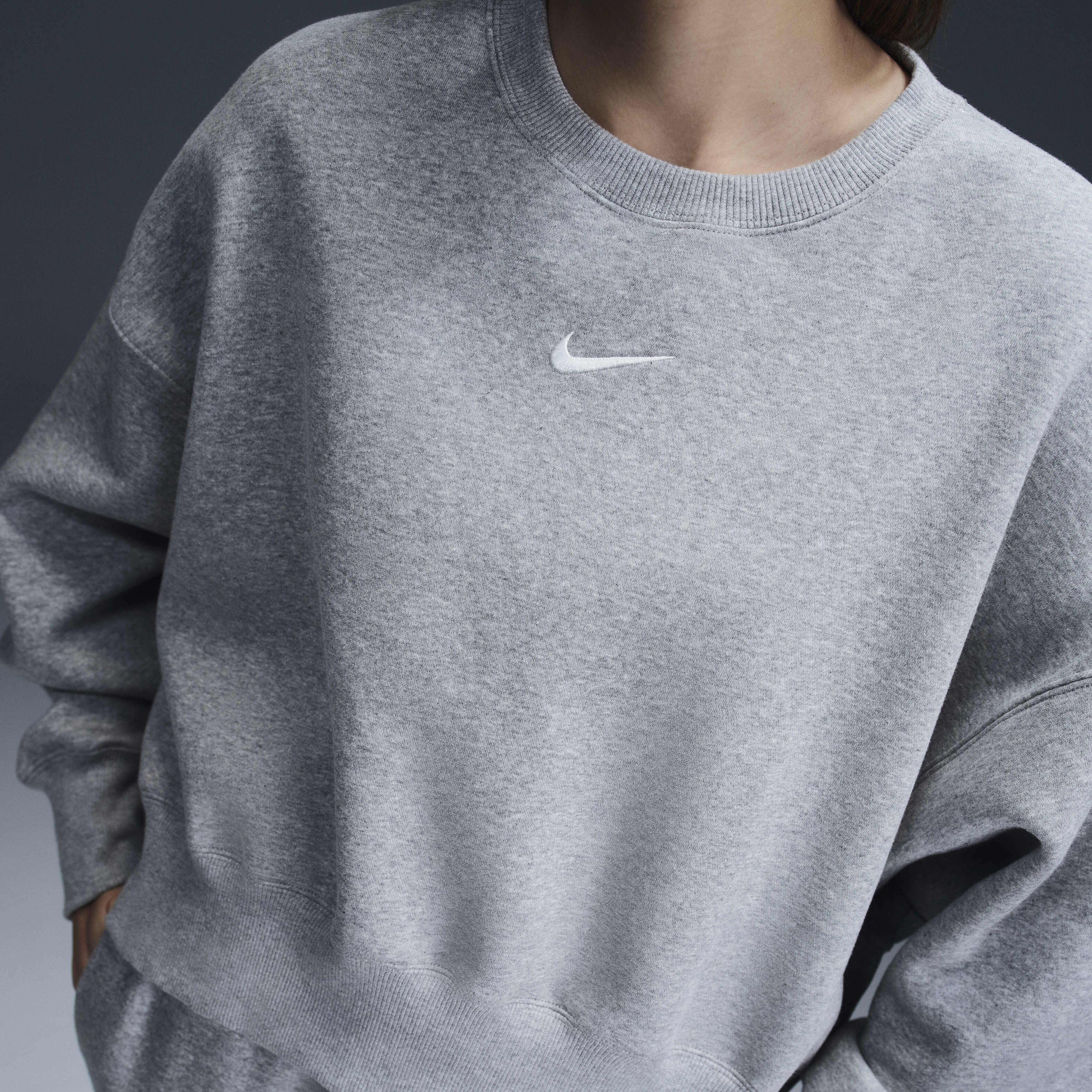 Nike crew neck oversized best sale