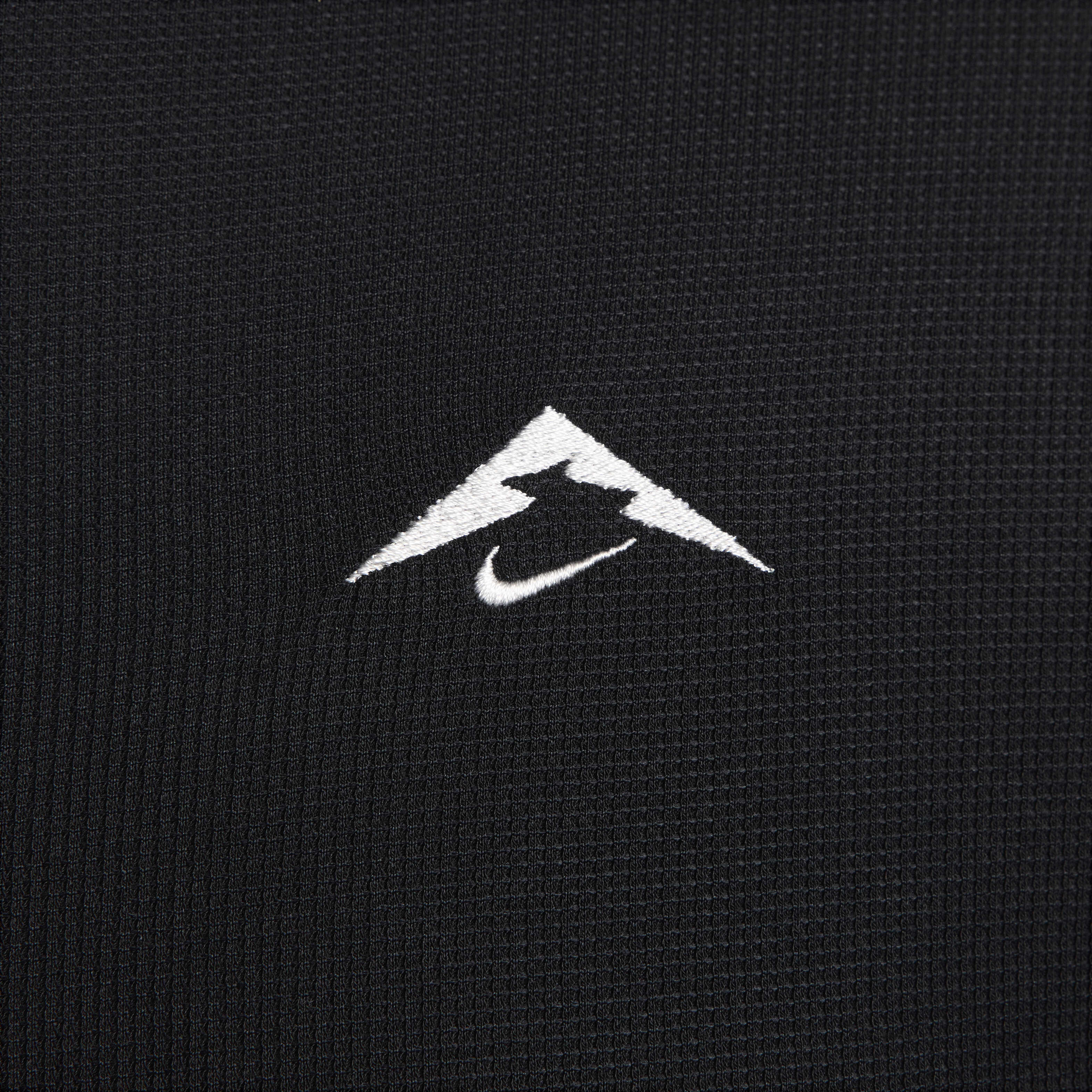 Buy Nike Trail Men s Dri FIT 1 2 Zip Mid Layer Top Nike Saudi Official