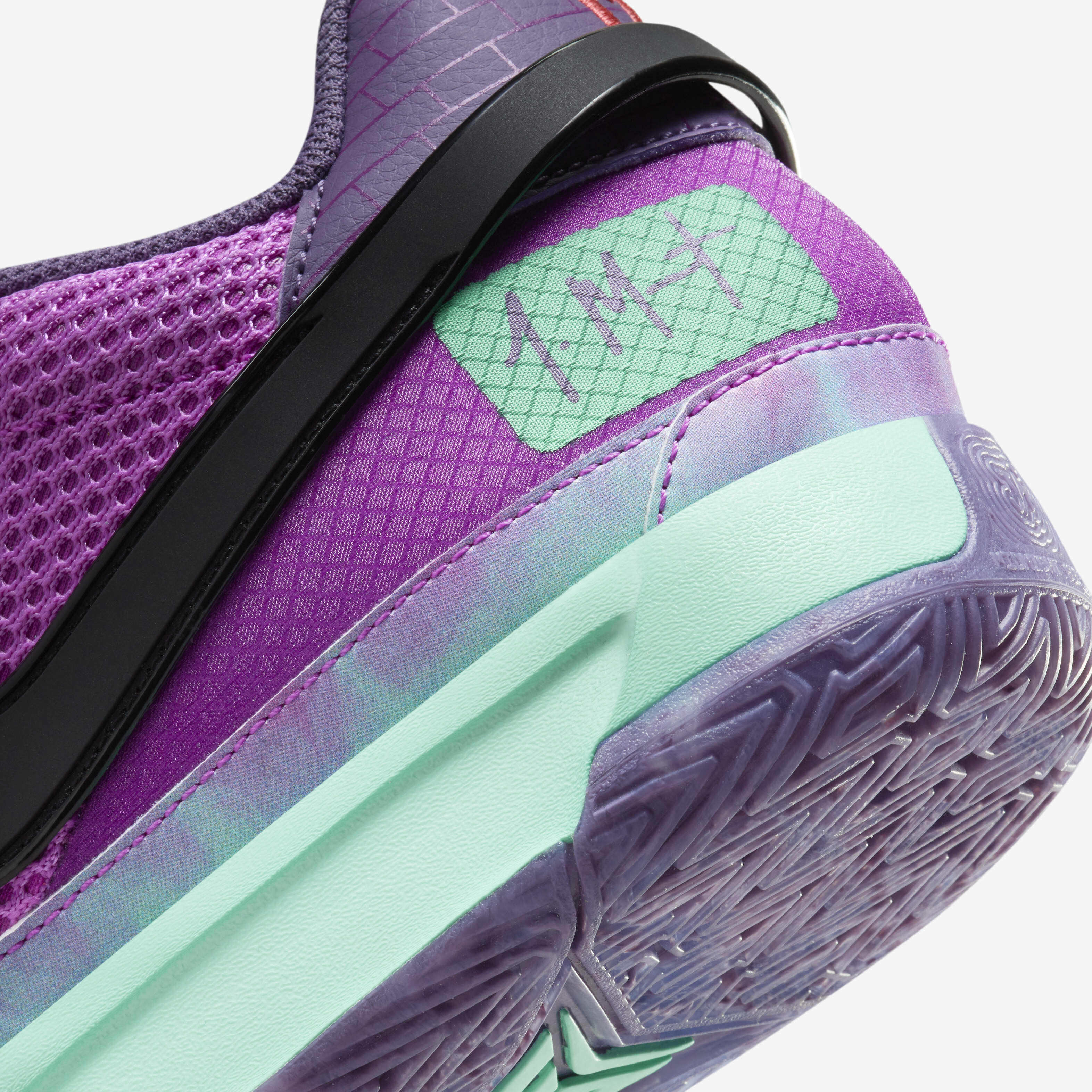 Nike kyrie 1 christmas top