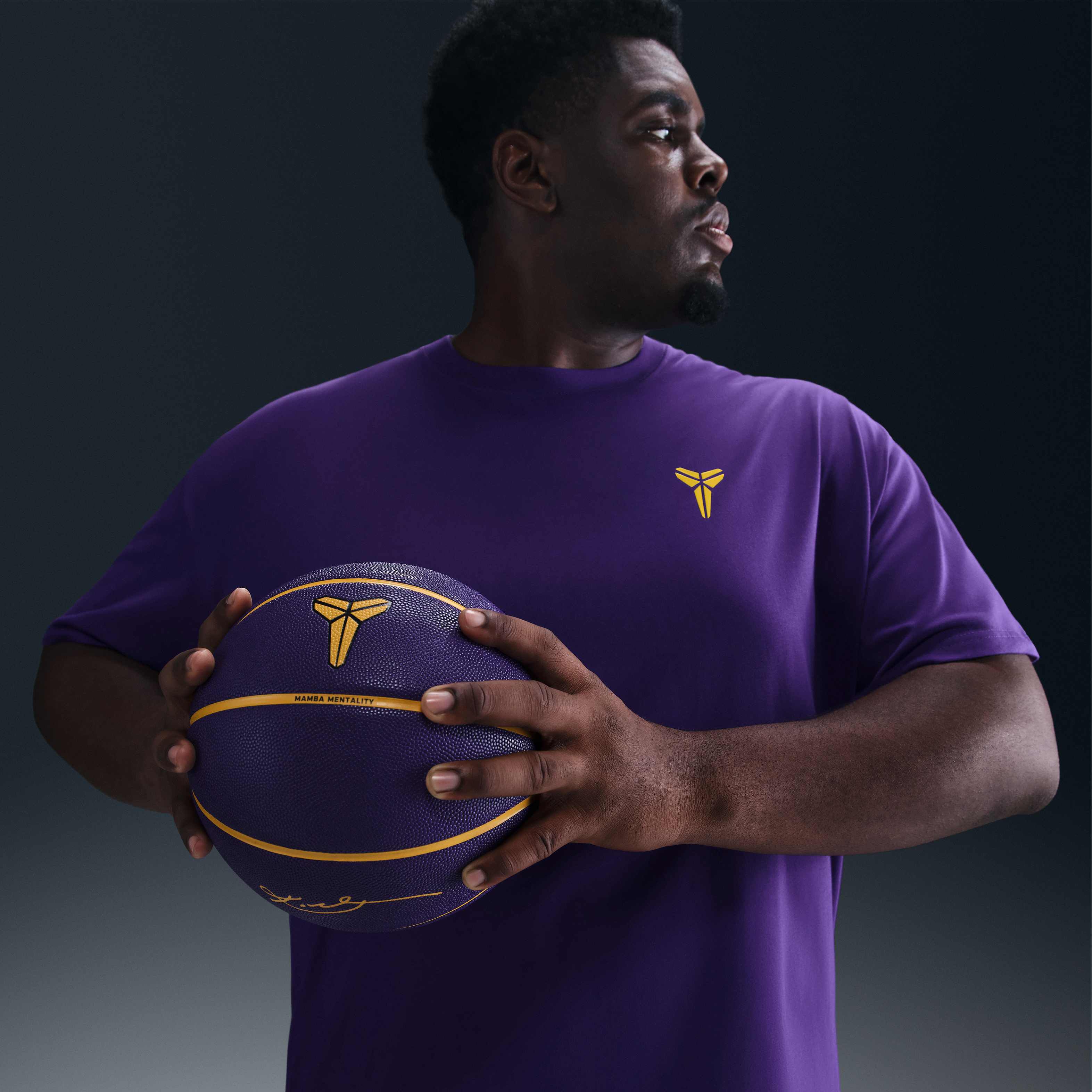 ★Nike★ Kobe Men's Basketball T-Shirt HJ3319-504 Buy Kobe Men's Basketball T-shirt - Field Purple/Amarillo