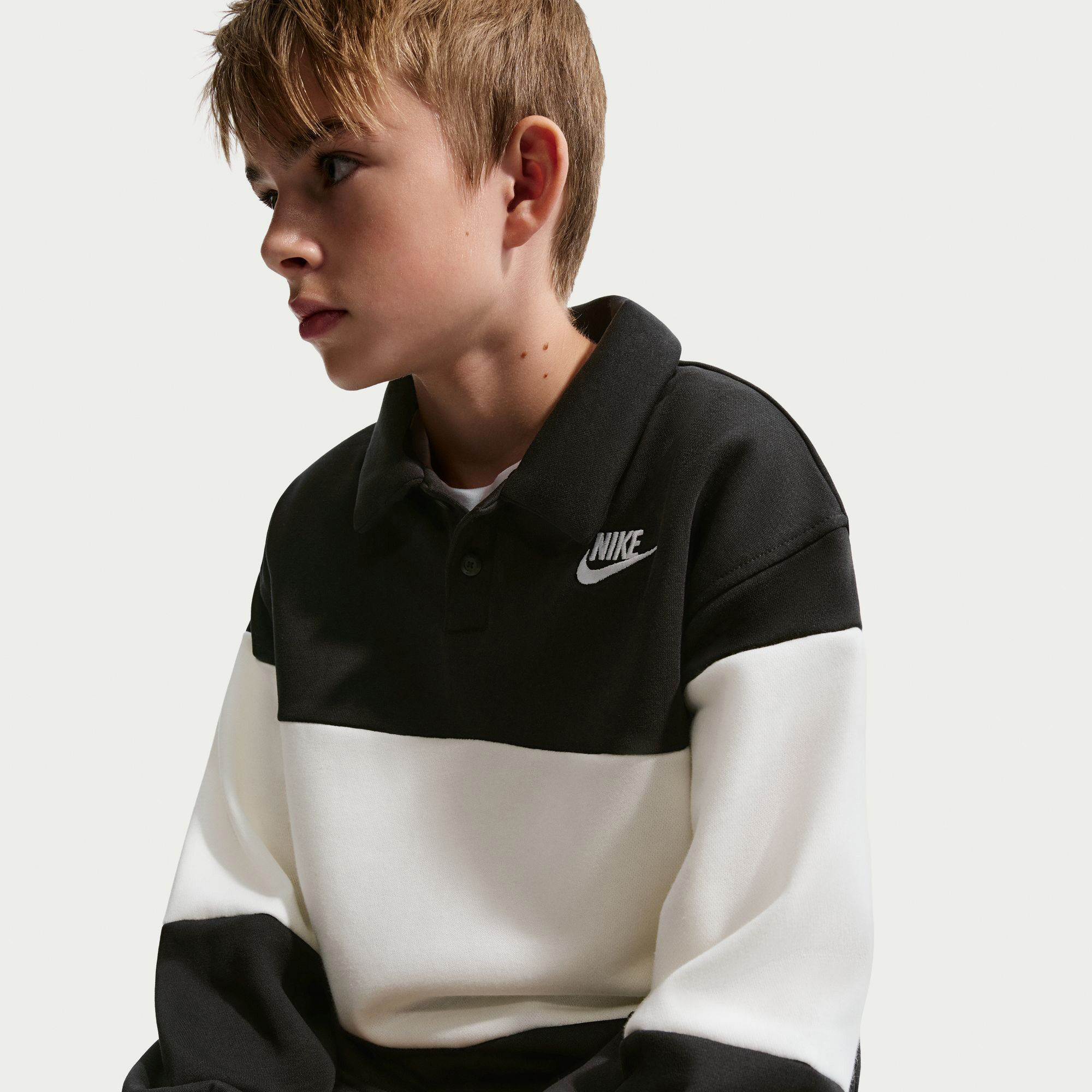 نايكي سبورتسوير كلوب image number 3