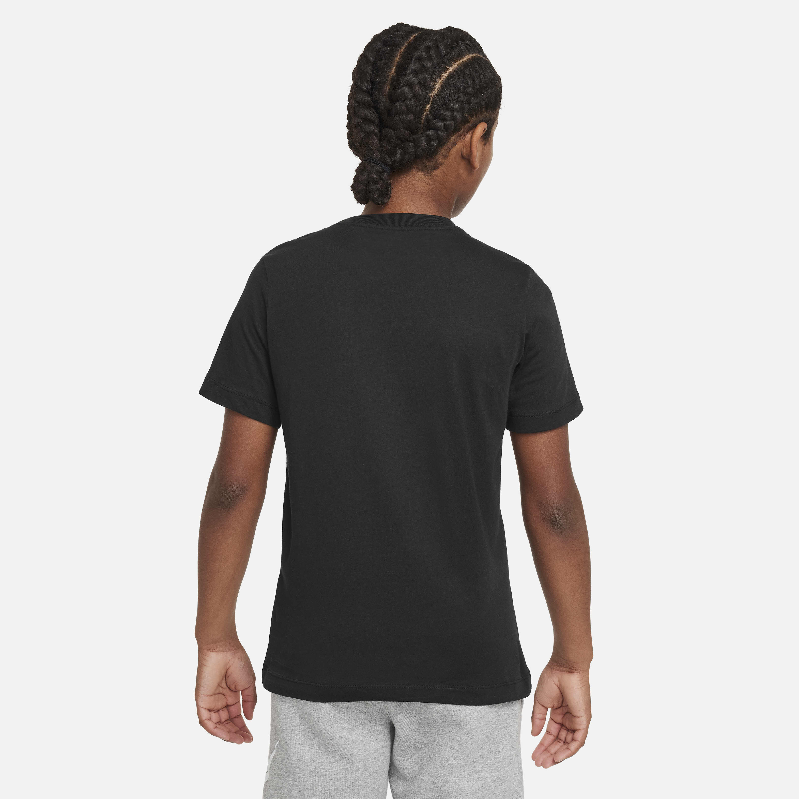 LeBron x Liverpool F.C. image number 1