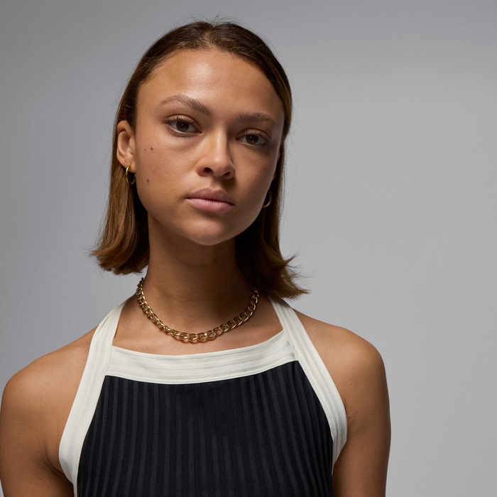 Jordan Poolside image number 2 Jordan Poolside image number 2