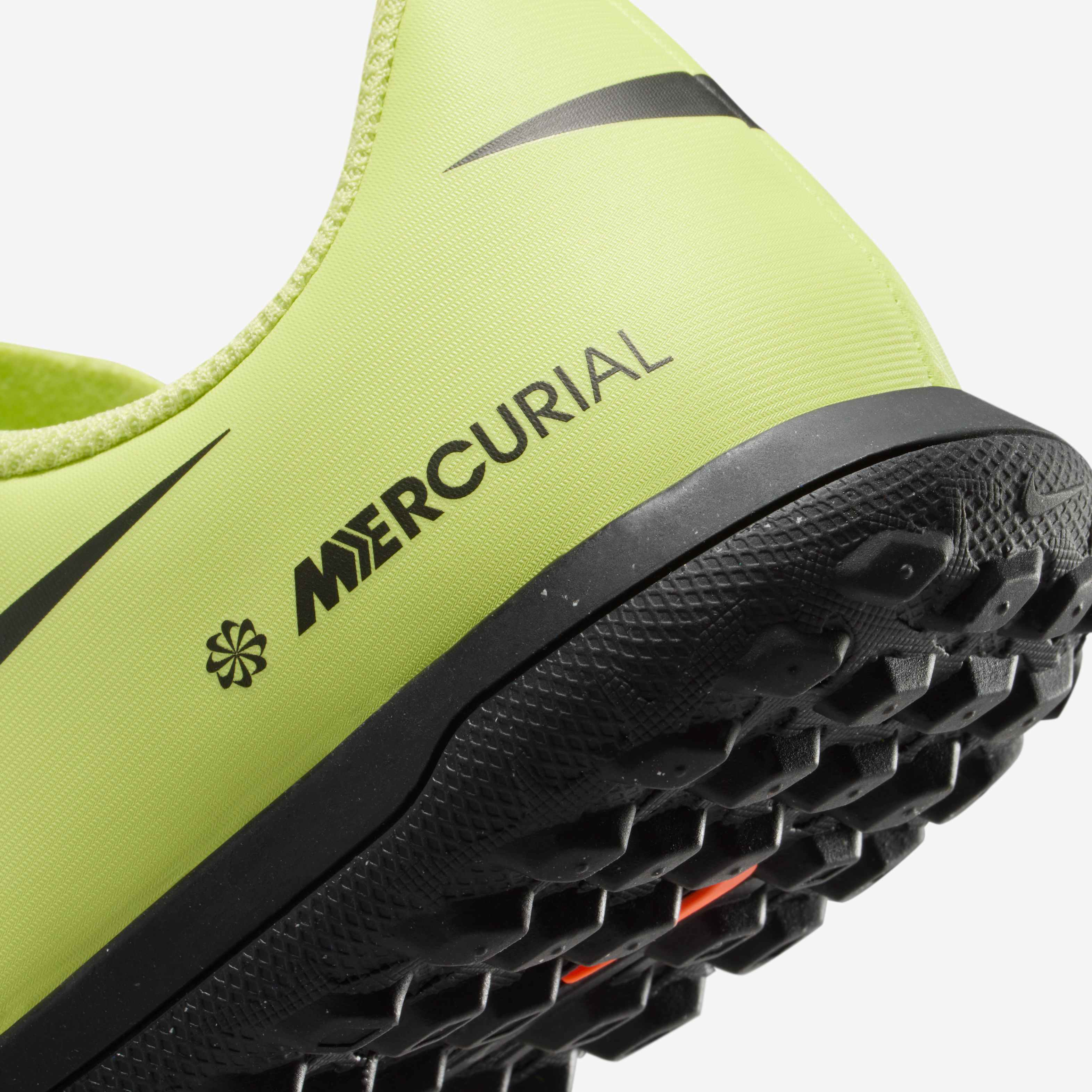 Nike Jr. Mercurial Vapor 16 Club image number 7