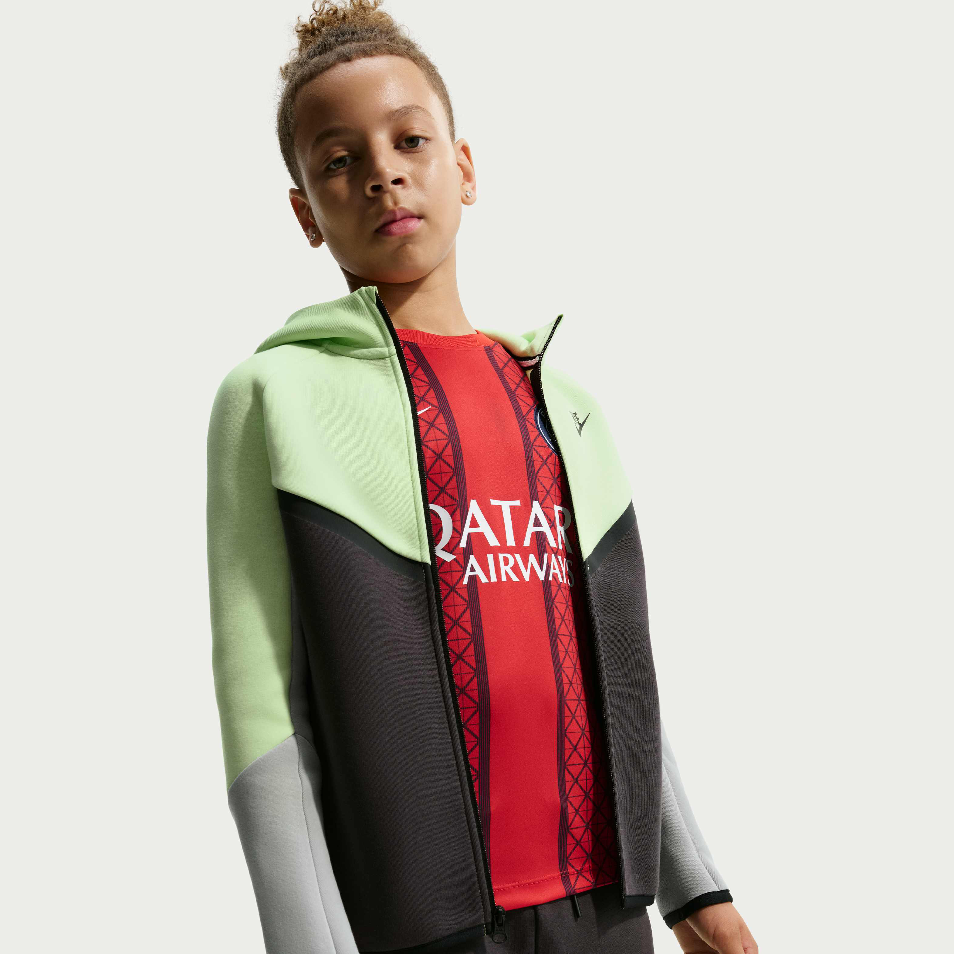 نايكي سبورتسوير تك فليس image number 2