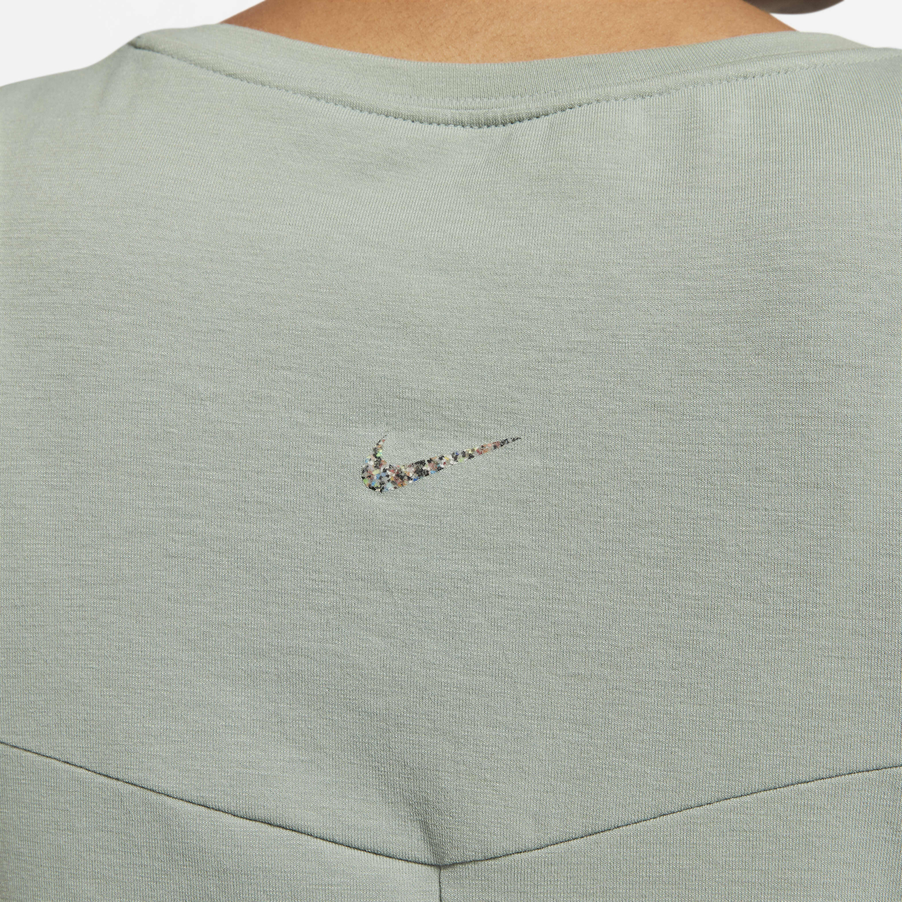 نايكي يوغا دراي-فت image number 3