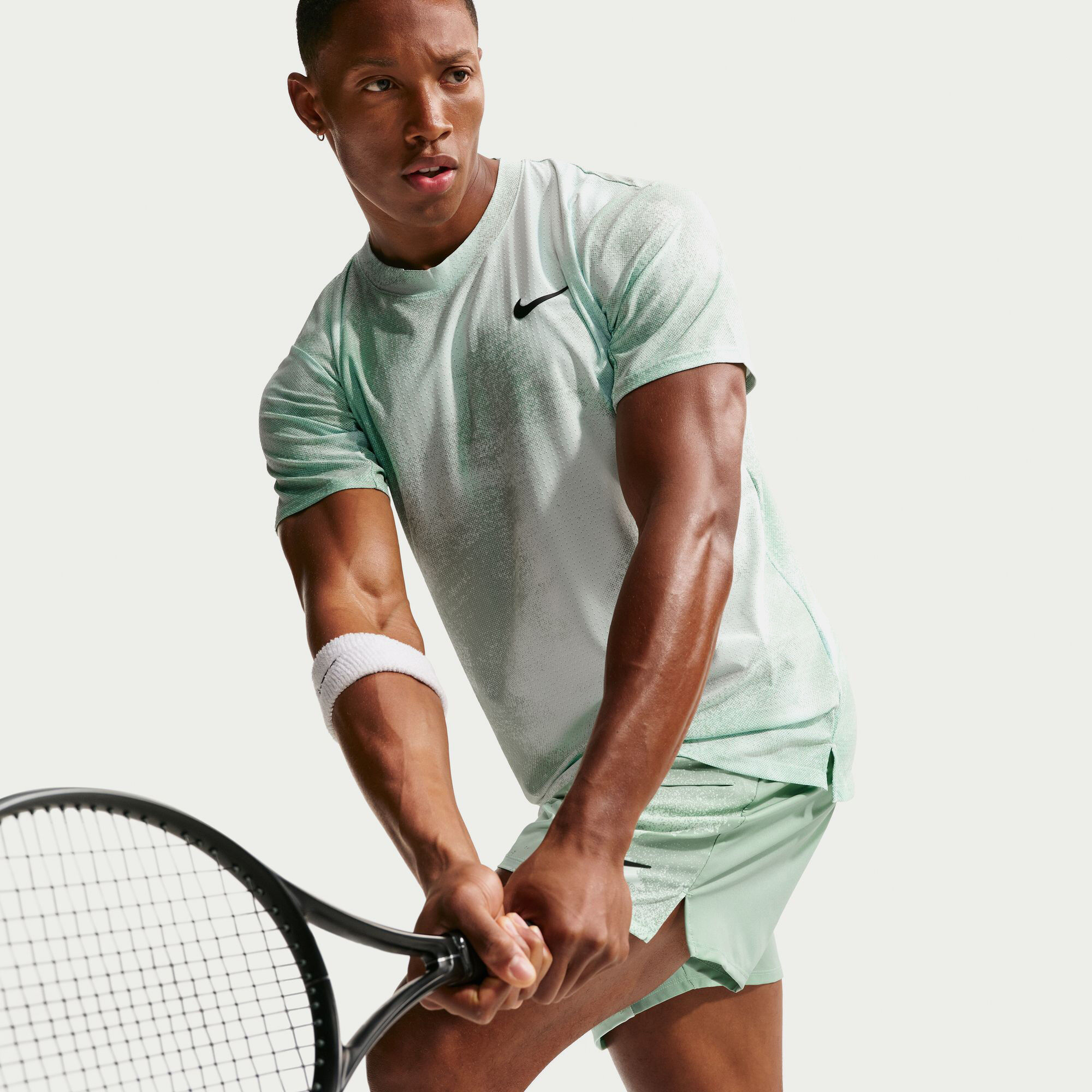 NikeCourt Slam image number 4