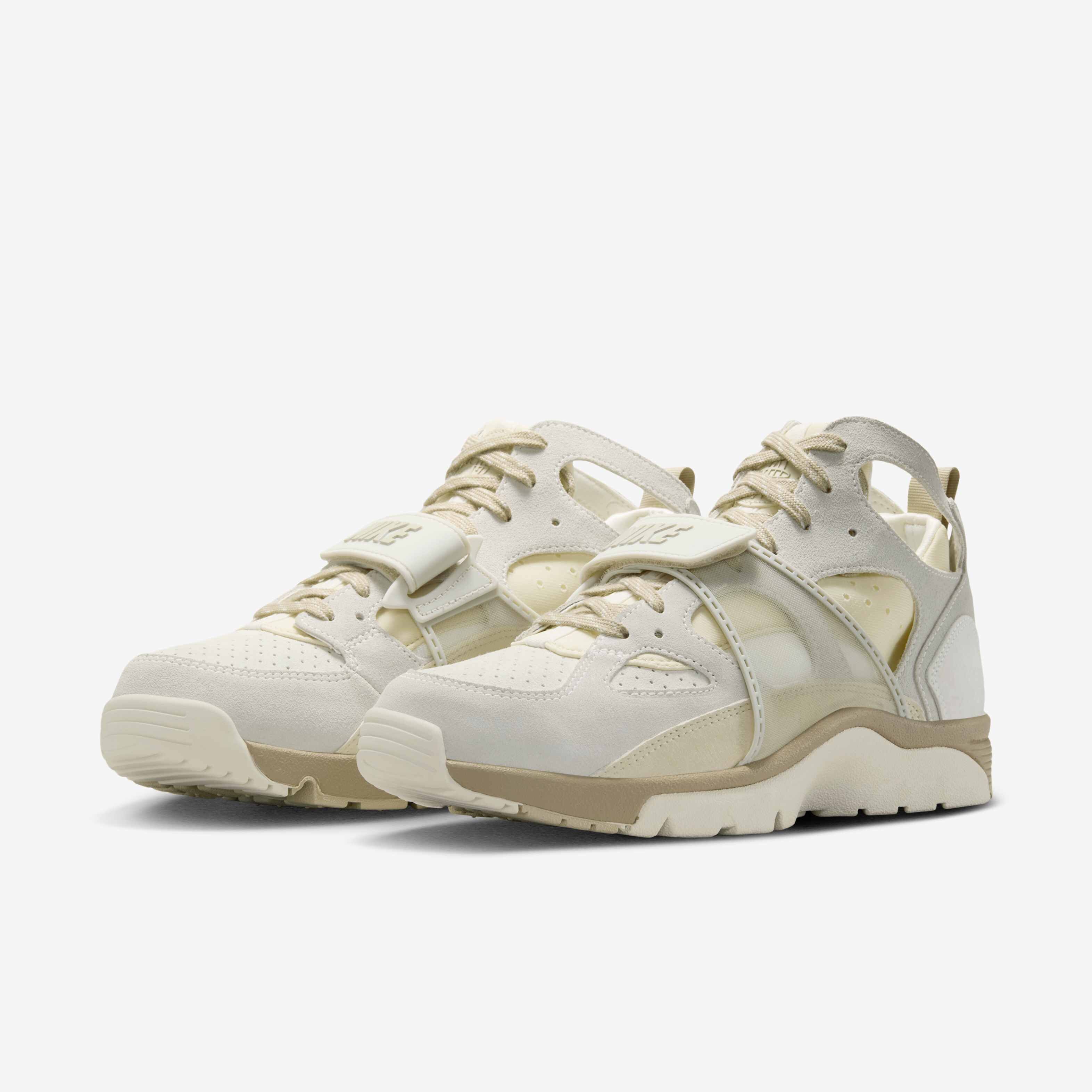 Nike Air Trainer Huarache image number 4