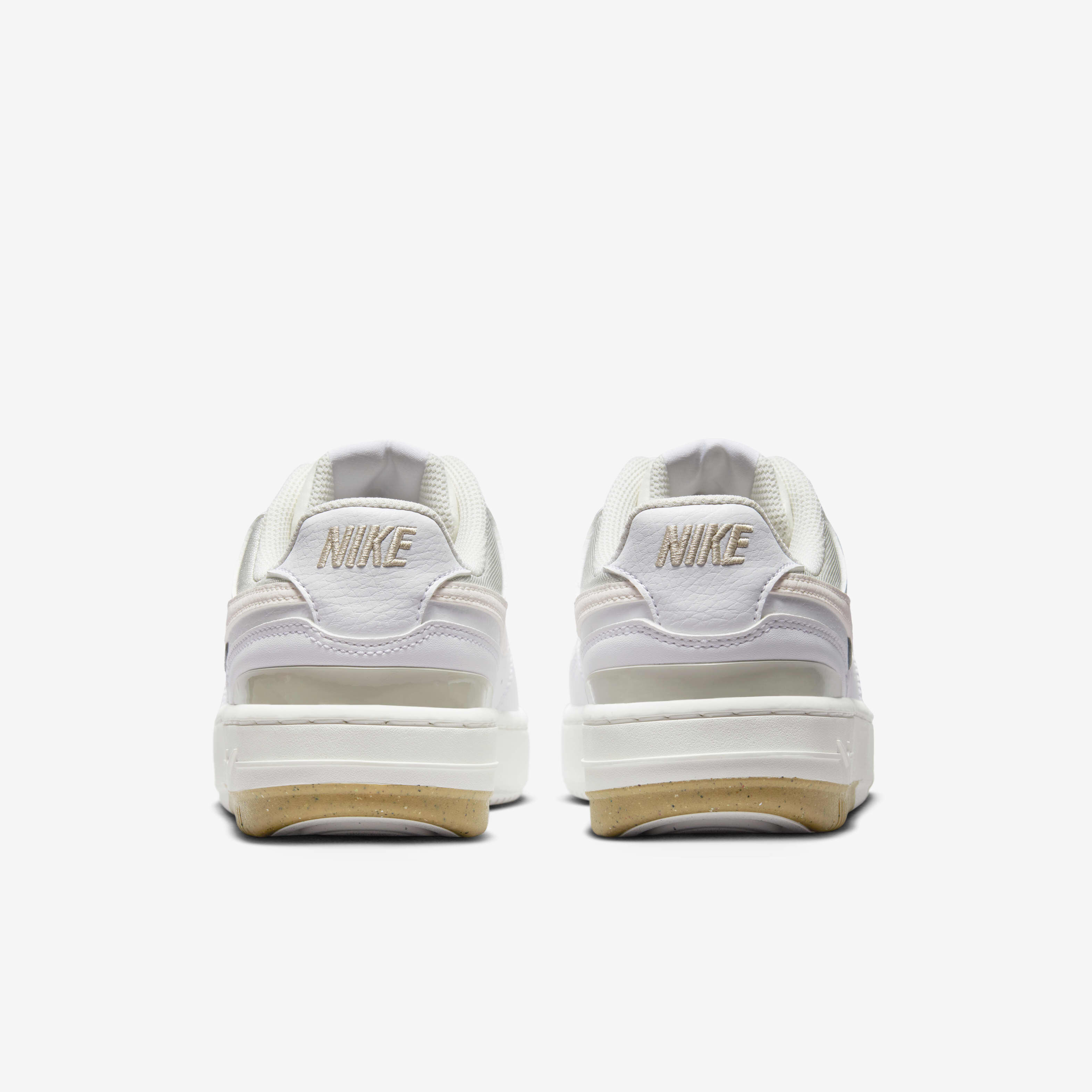 ★NIKE★ Gamma Force W White Phantom Light Bone Sand Drift S Nike Womens Gamma Force (White/Phantom/Light Bone/Sanddrift
