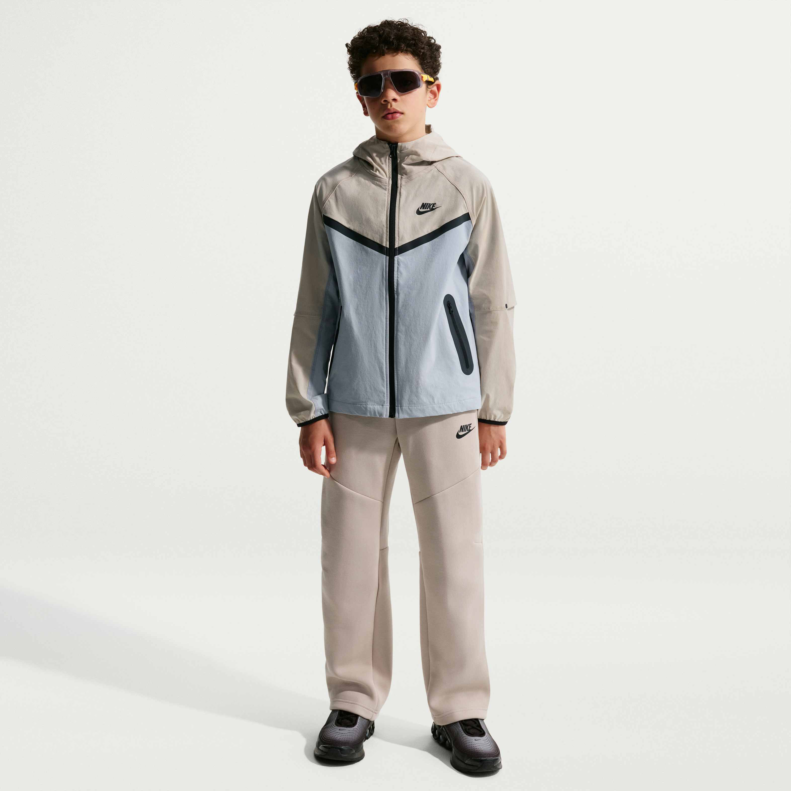 Nike Tech image number 3