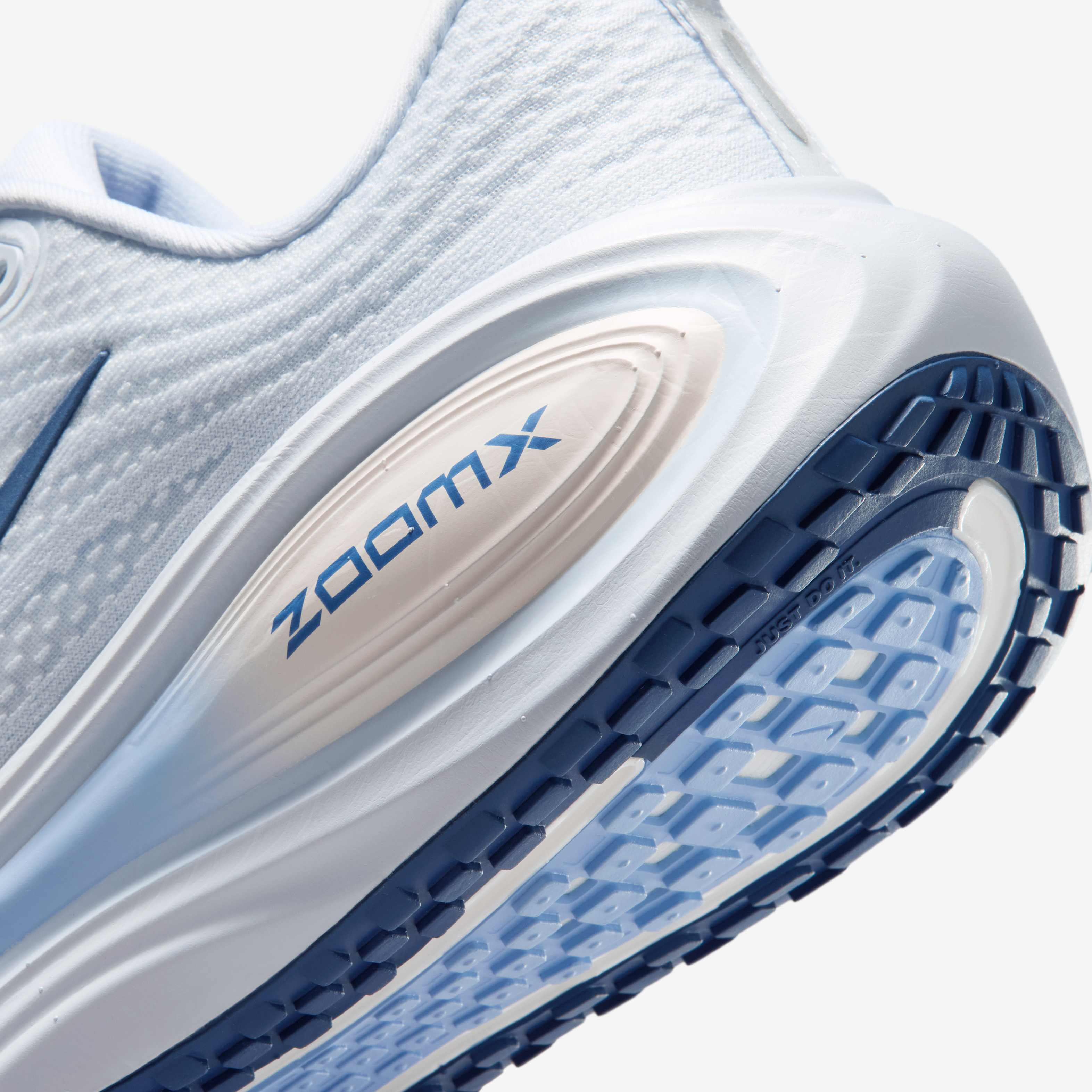 Nike Vomero Plus image number 7