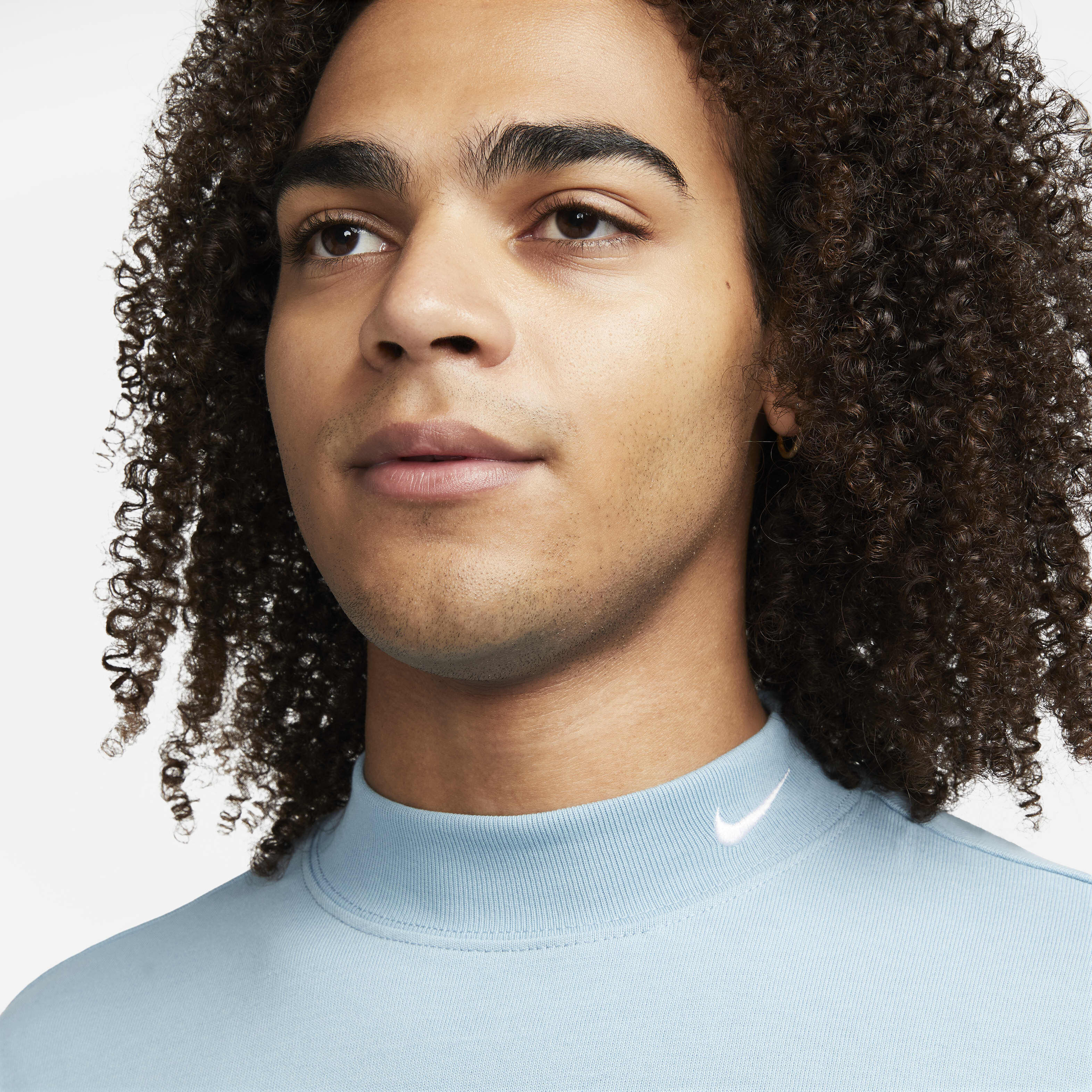 نايكي سبورتسوير image number 2