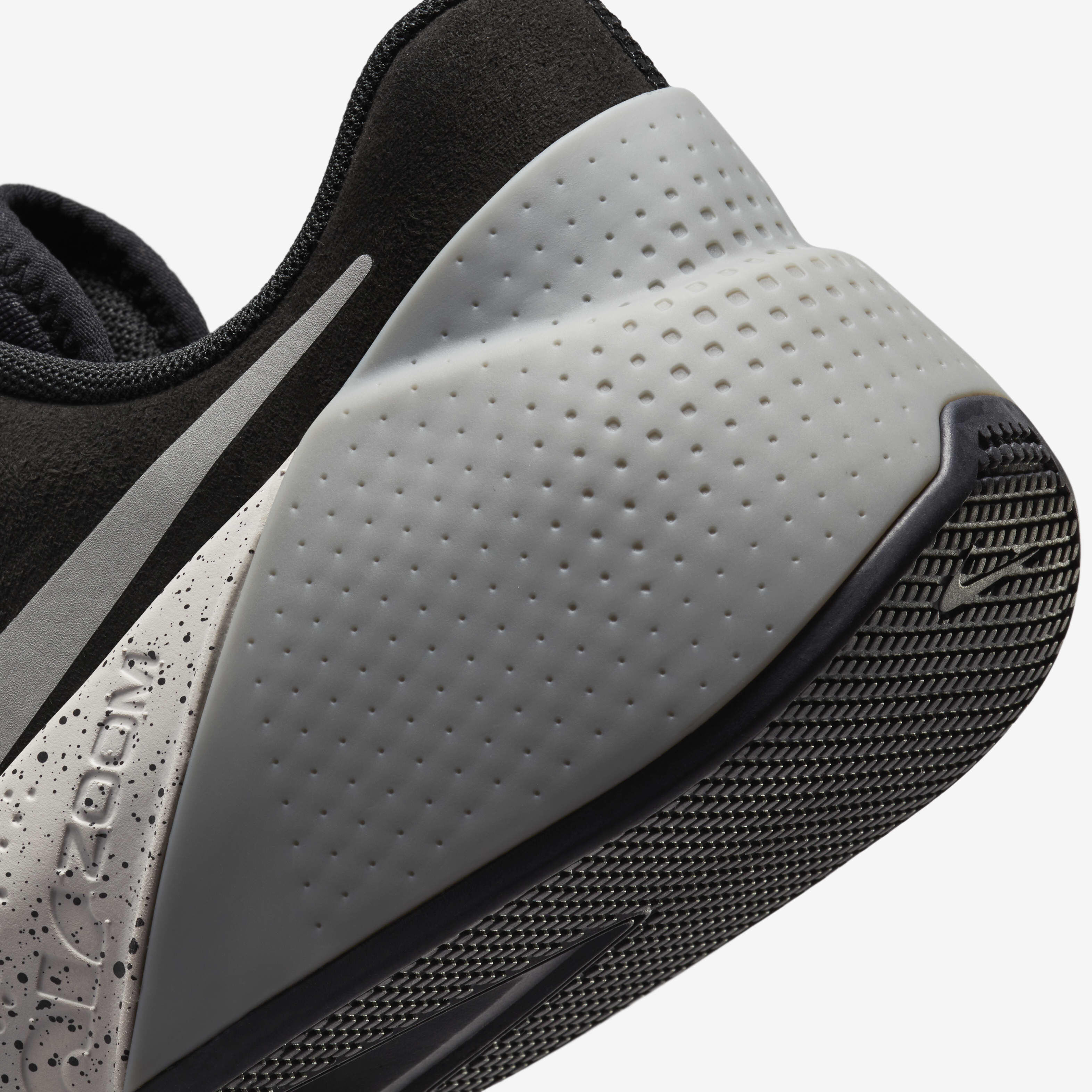 Nike flyby low 1 clearance