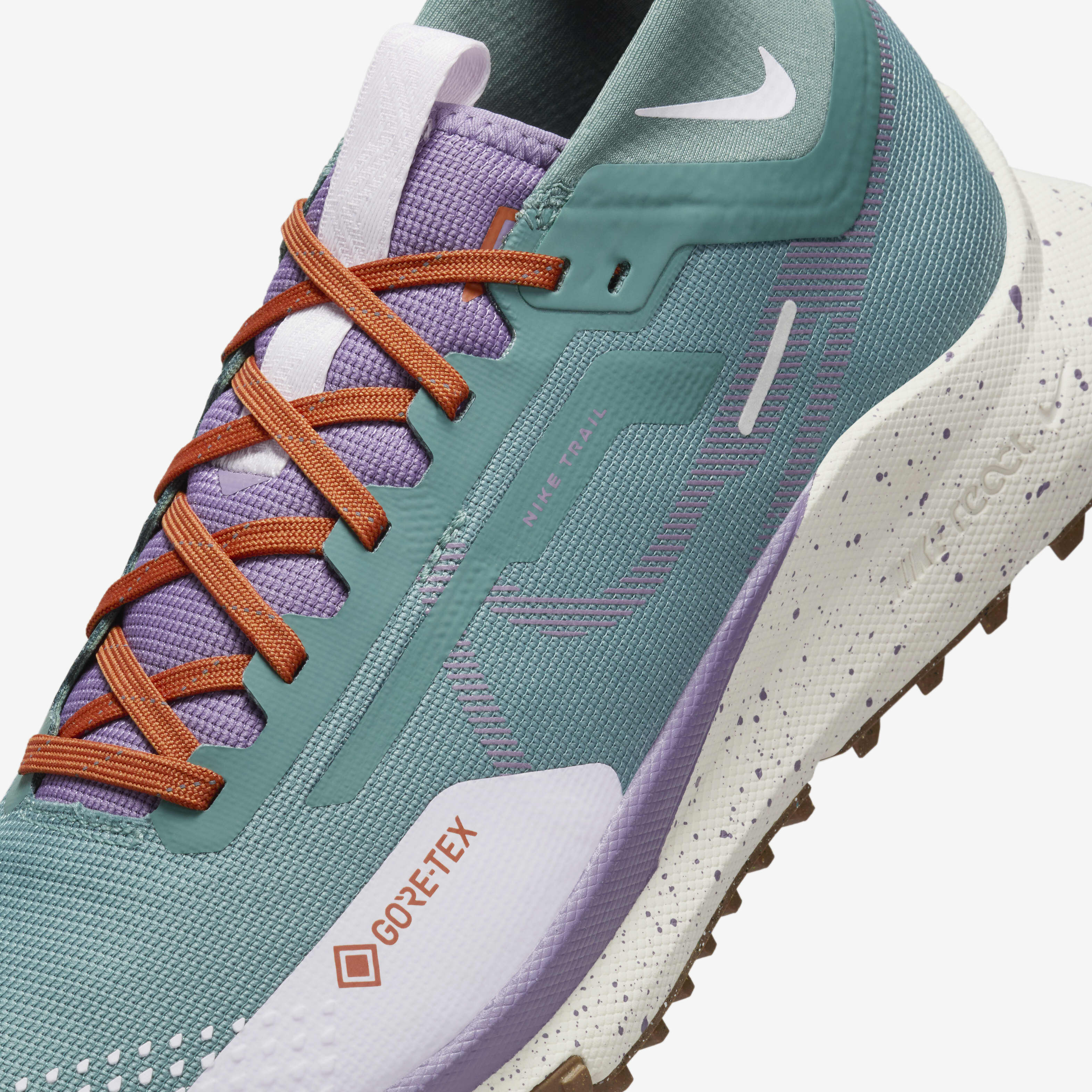 Nike pegasus vs asics hot sale