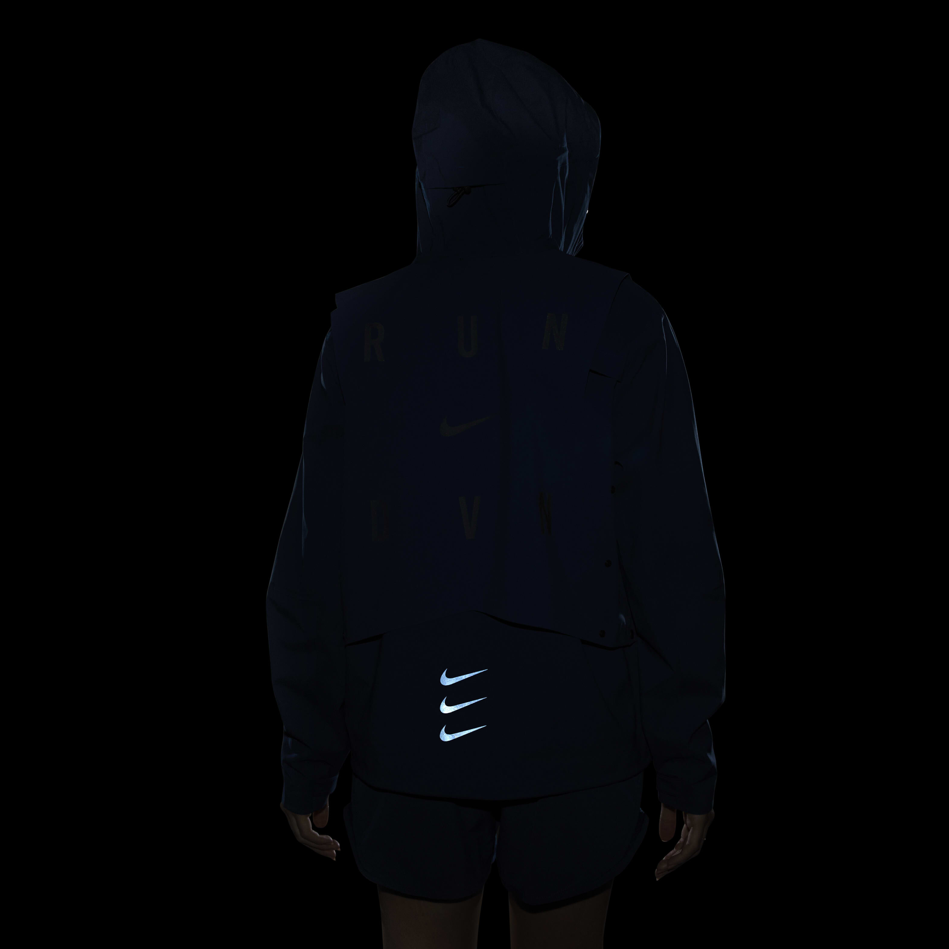 Nike Storm-FIT Run Division image number 12