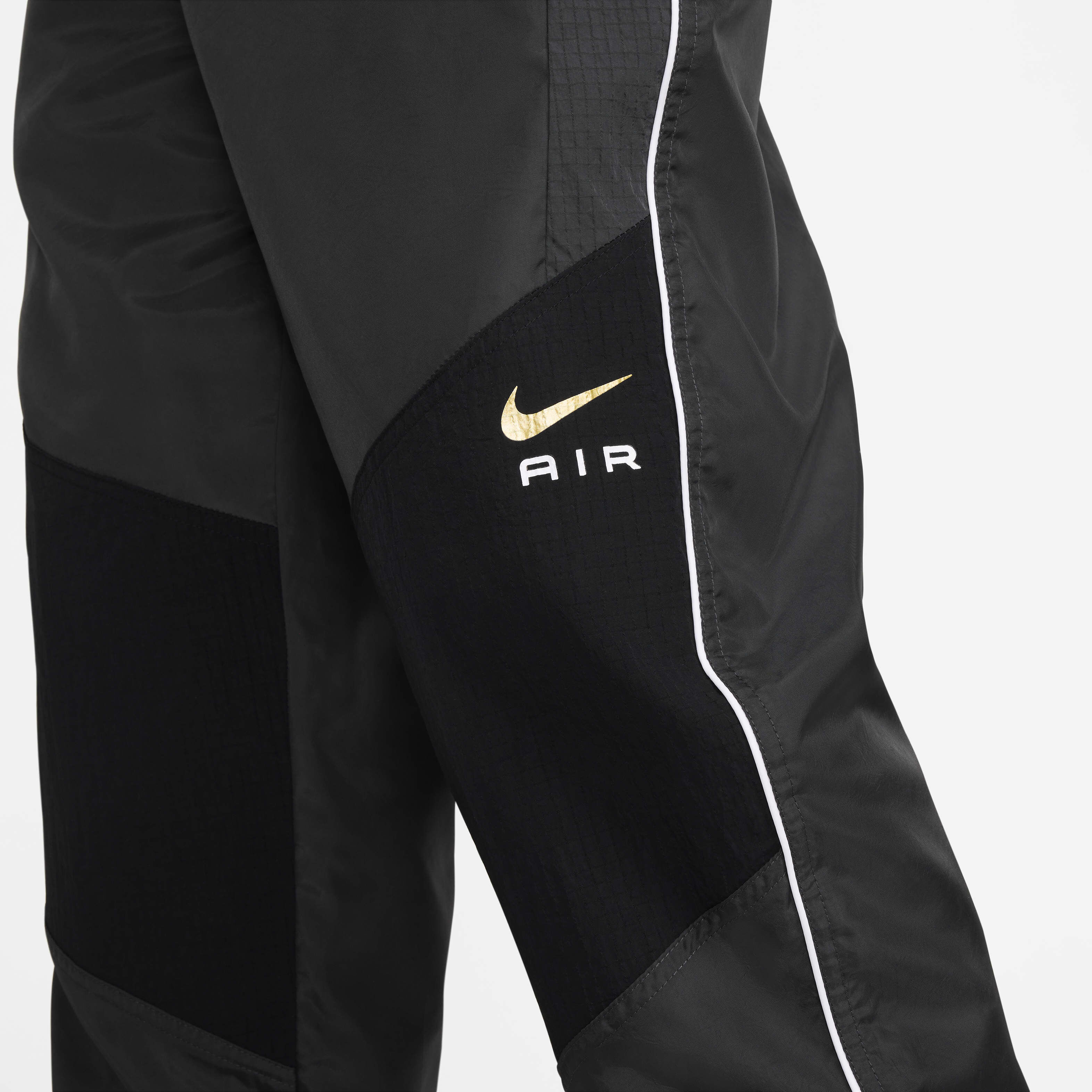 Buy Nike Air Men's Woven Trousers - Dark Smoke Grey/Black | Nike Saudi  Official