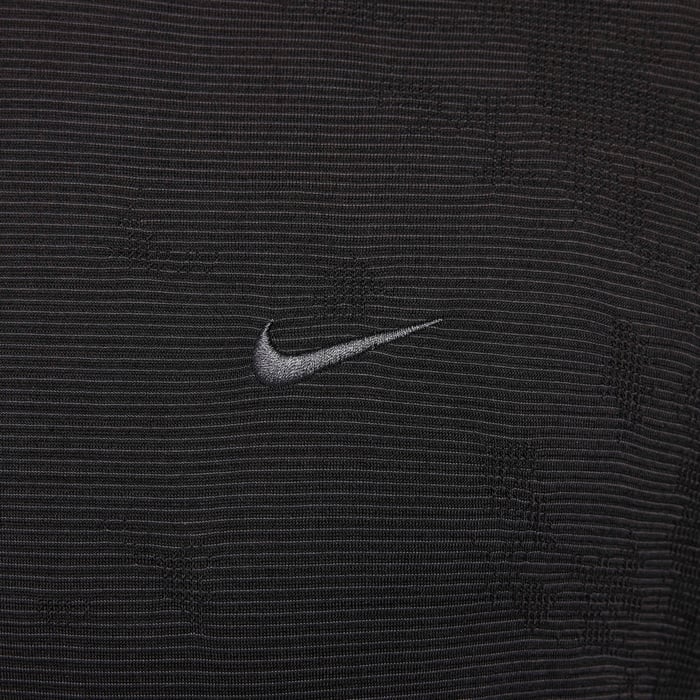 Nike APS image number 4 Nike APS image number 4