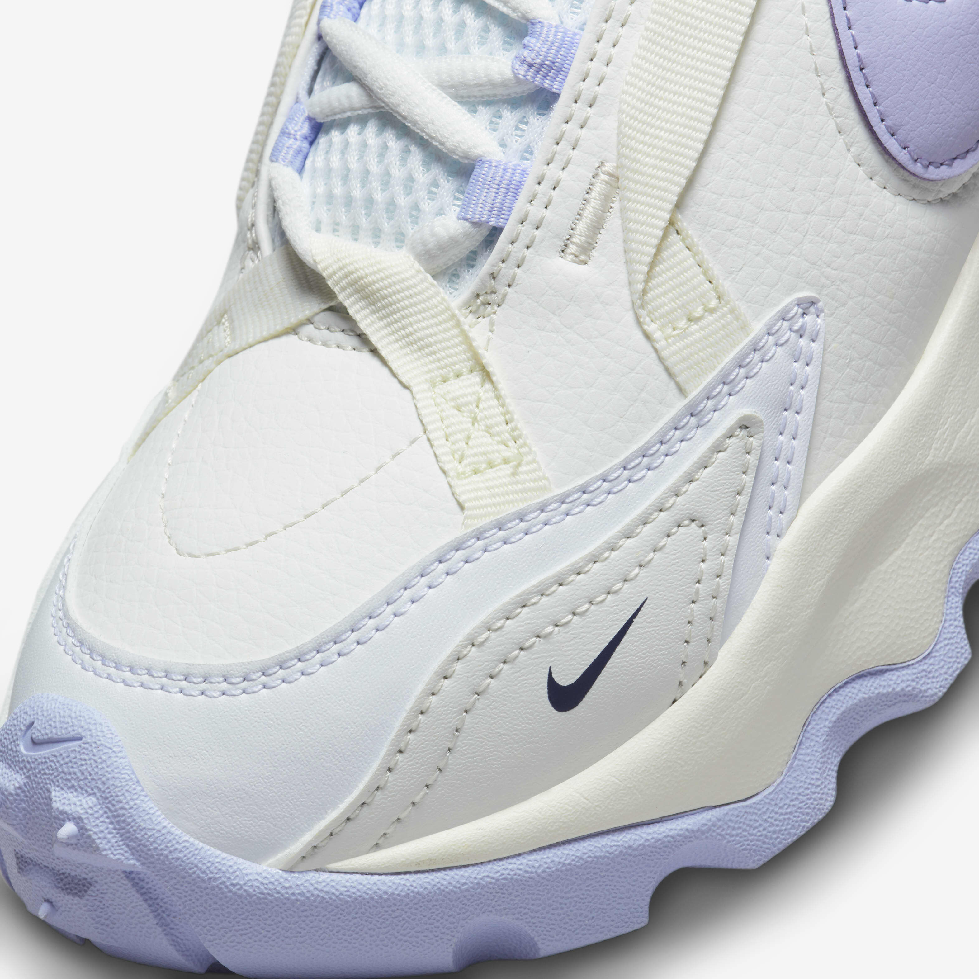 Buy Nike TC 7900 Premium Women's shoes - Summit White
