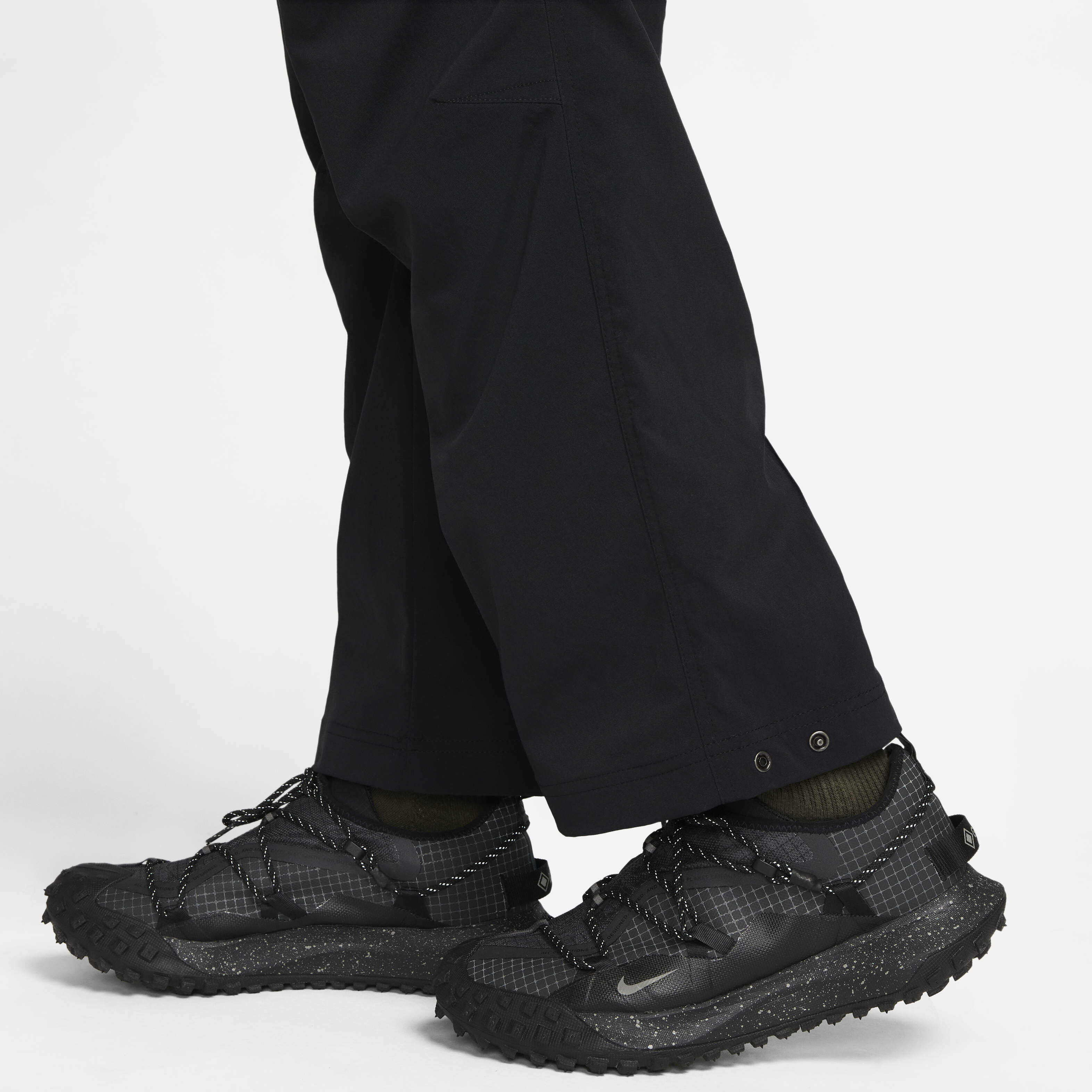 Nike ACG Oregon Series Cargo Pants Black/Earth/Wolf Grey