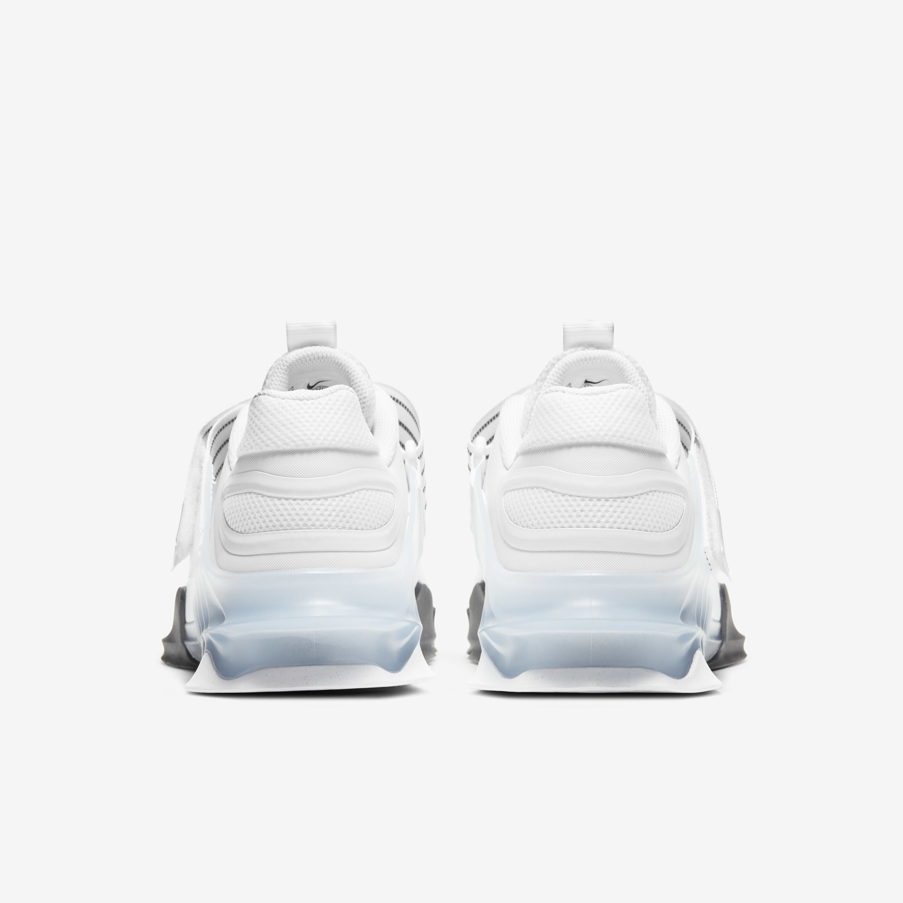 نايكي سافاليوس image number 5