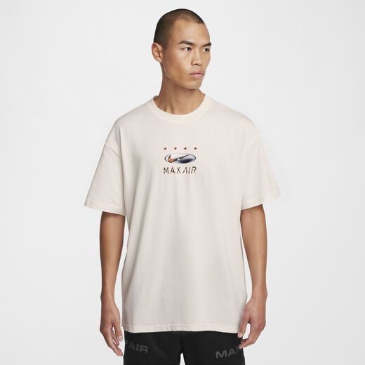 نايكي سبورتسوير