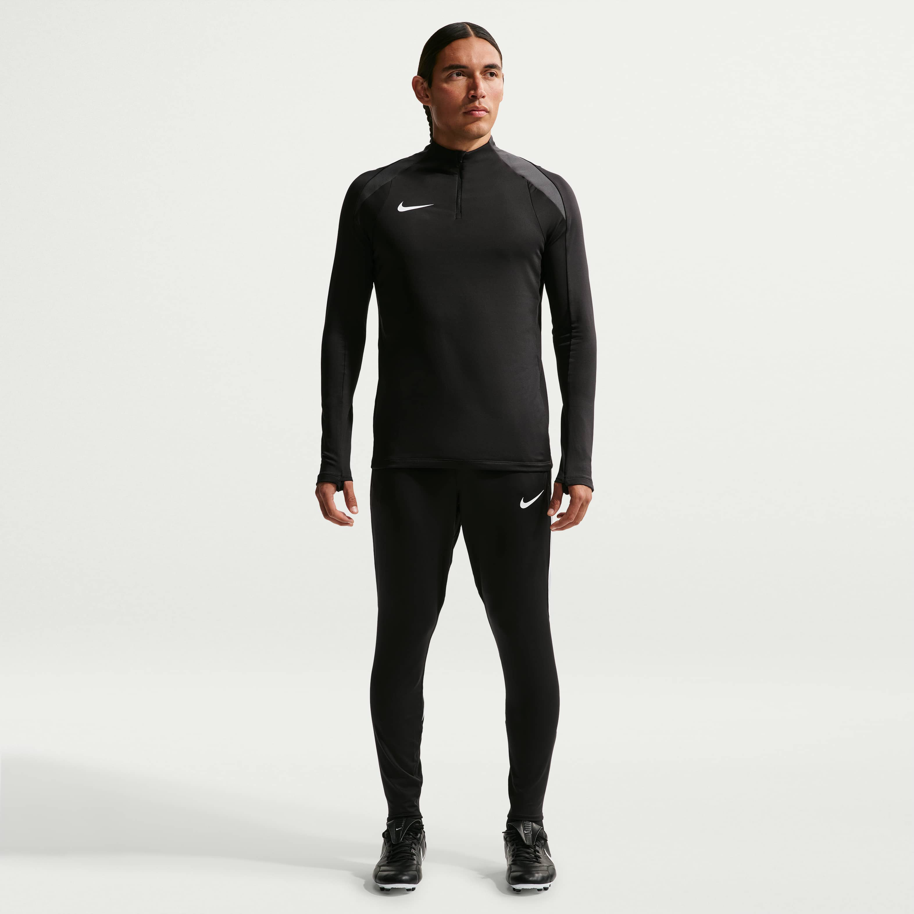 Nike Strike image number 3