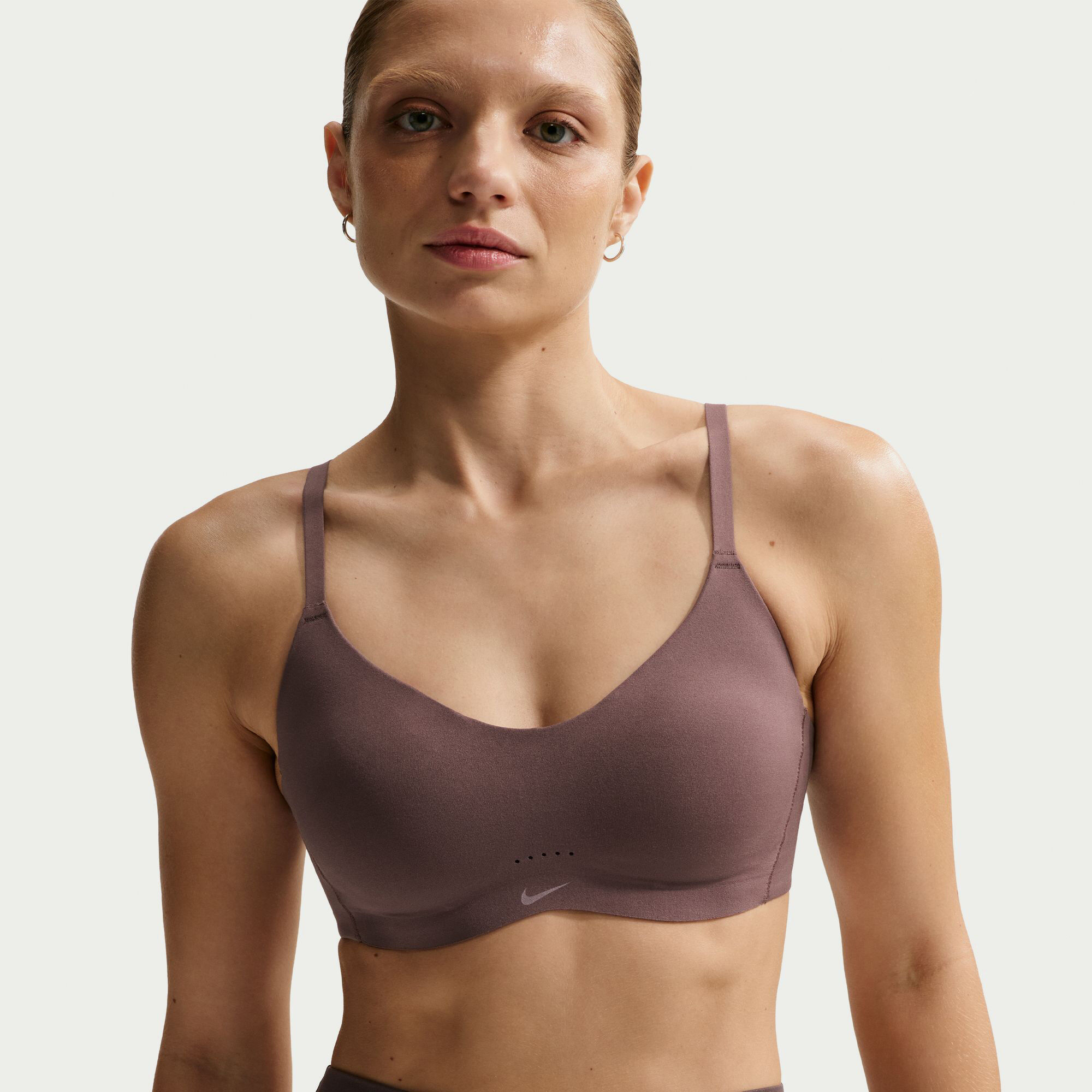 Nike Alate Minimalist image number 2